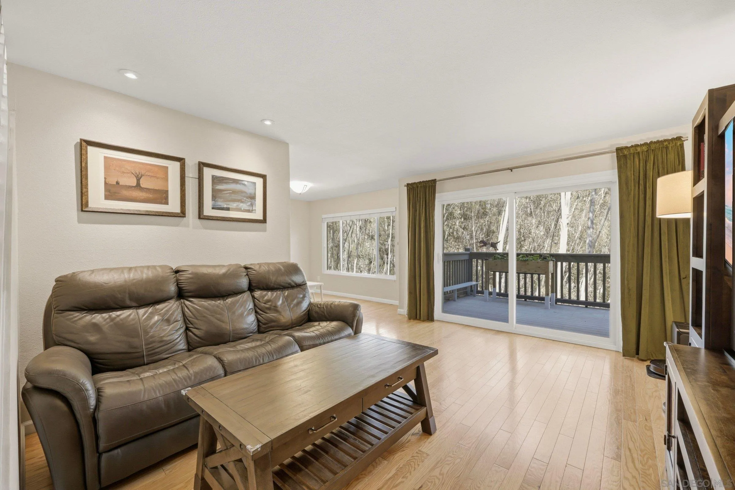 Photo #7: 260017278 Listing: Photo #7