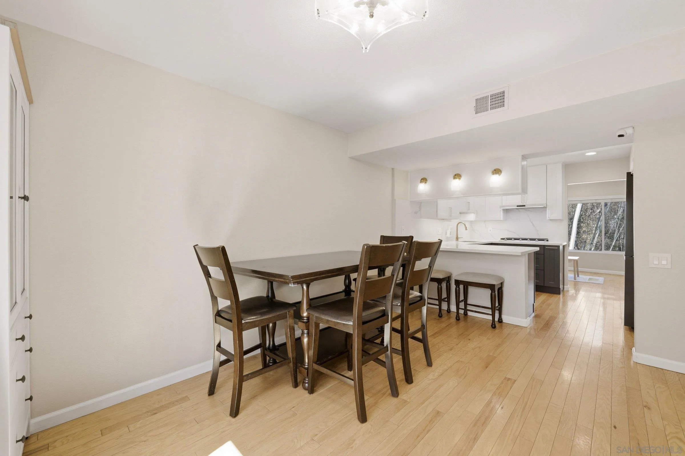 Photo #18: 260017278 Listing: Photo #18