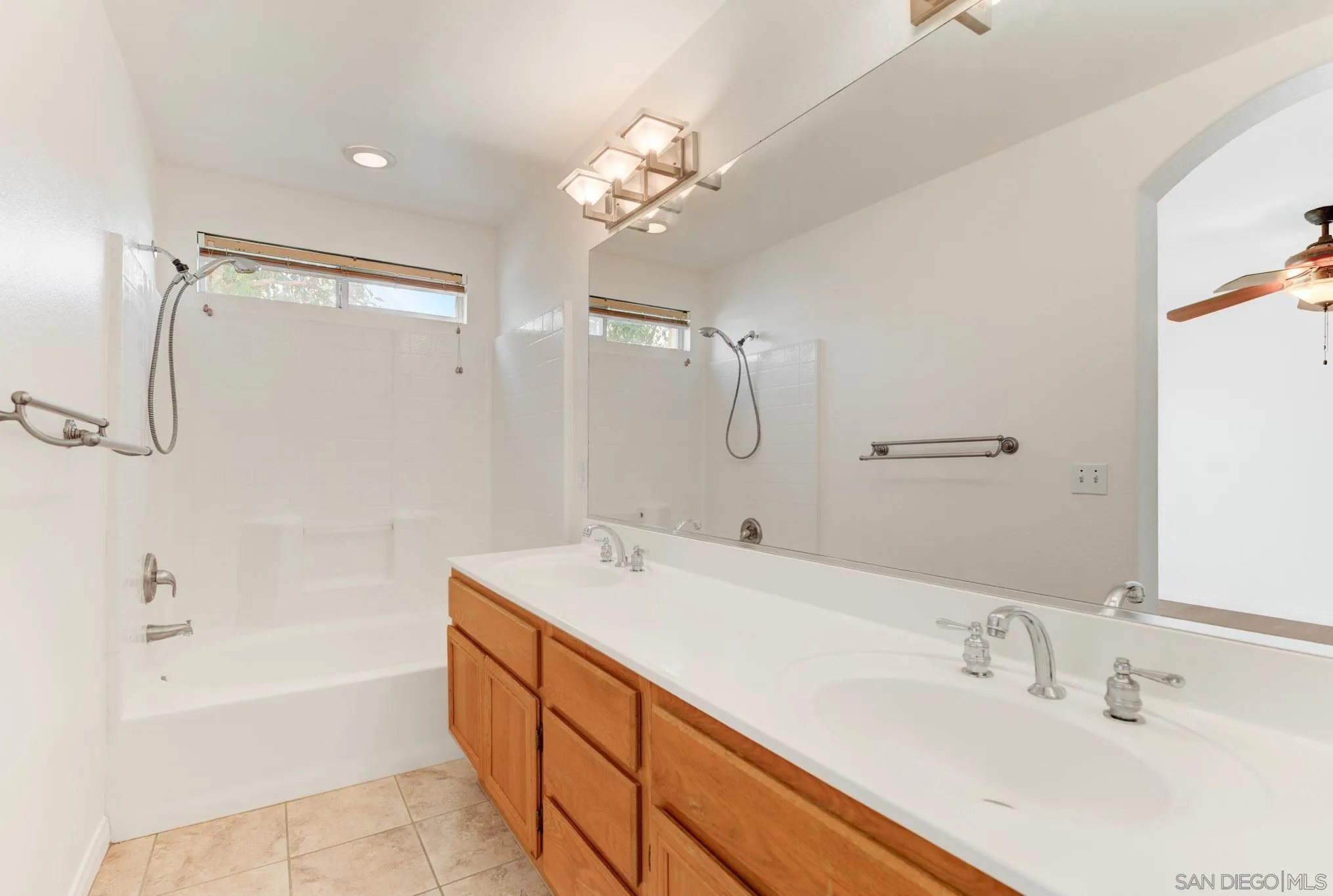 Photo #15: 260017281 Listing: Photo #15