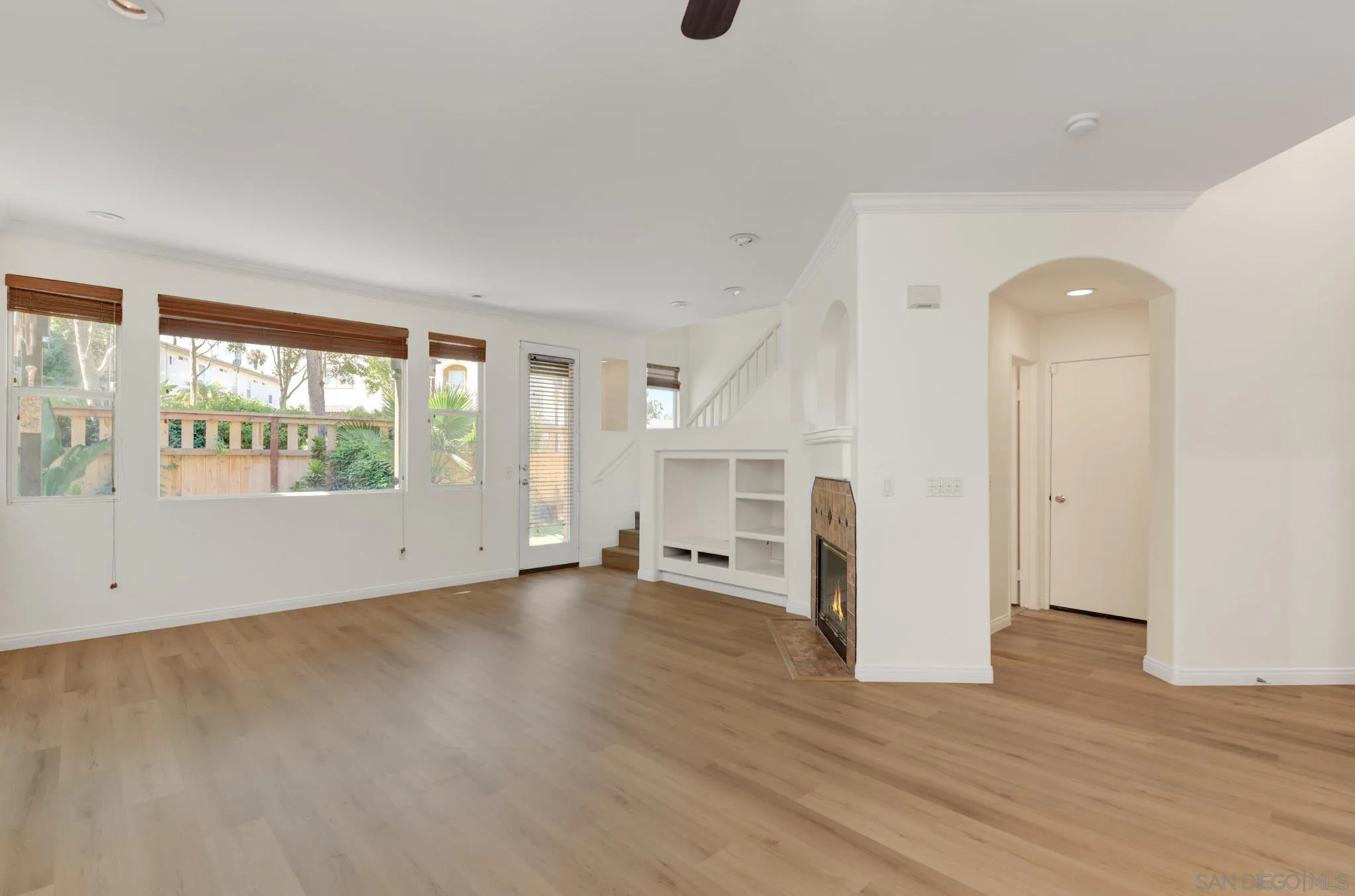 Photo #3: 260017281 Listing: Photo #3
