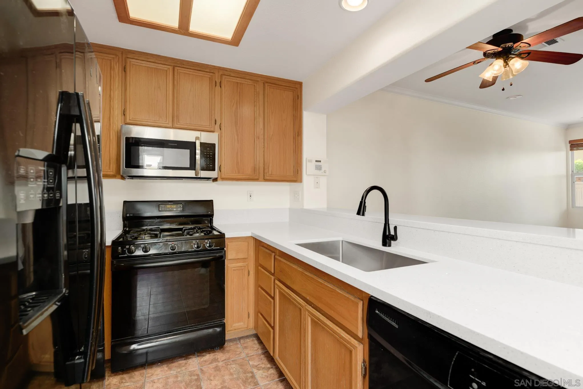 Photo #9: 260017281 Listing: Photo #9