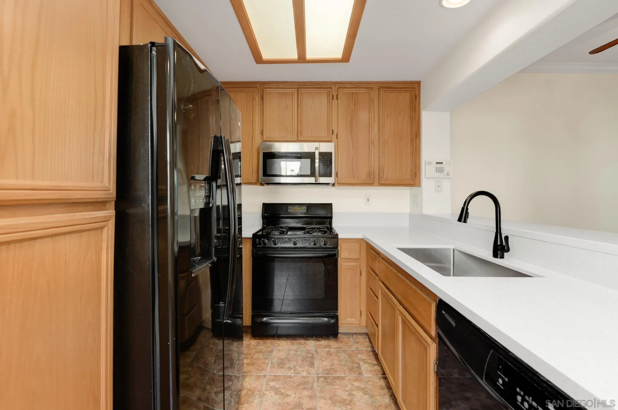 Photo #10: 260017281 Listing: Photo #10