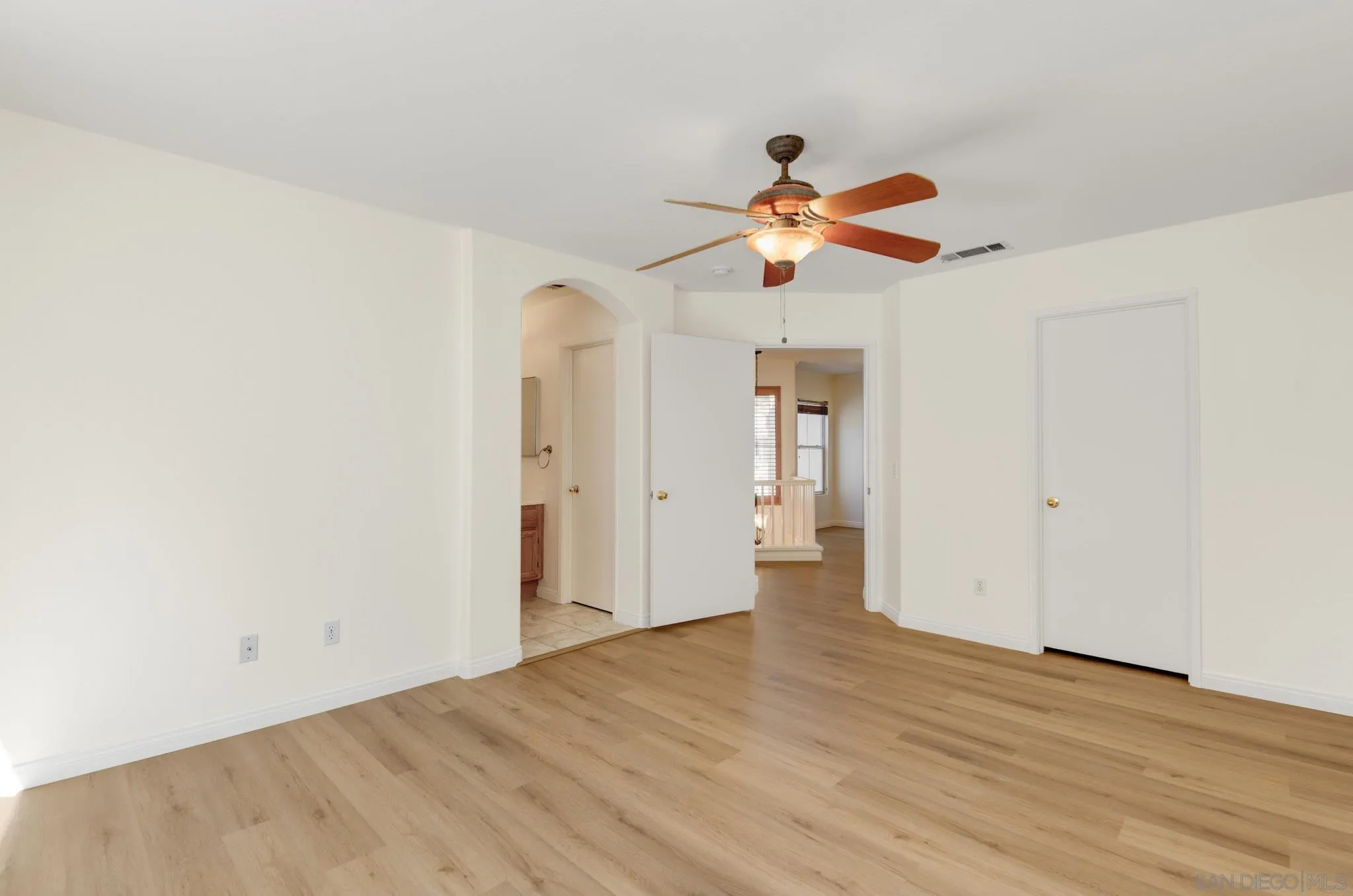 Photo #18: 260017281 Listing: Photo #18