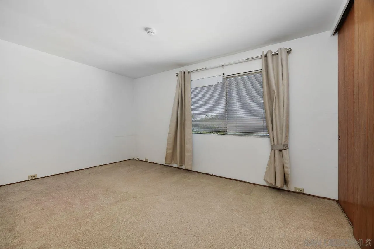https://cdn.realtyfeed.com/cdn/127/260017283/028db39addc93b51e6e979743960e1c5.webp