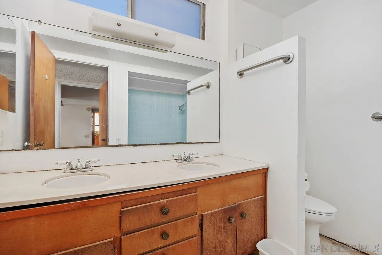 https://cdn.realtyfeed.com/cdn/127/260017283/addbb178e6772cad644a8554b65597f8.webp