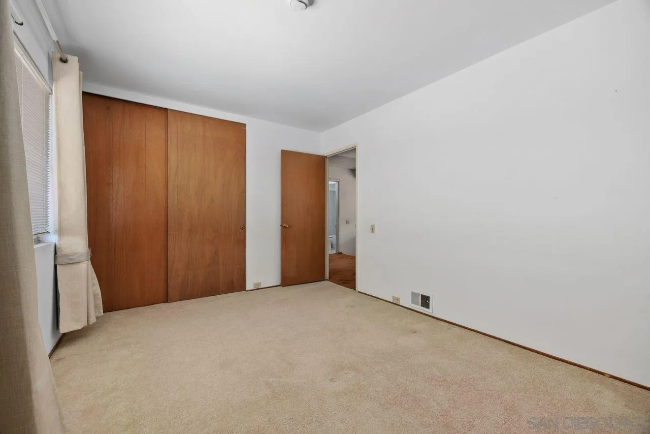 https://cdn.realtyfeed.com/cdn/127/260017283/e9530adb3c702f922d35282c176f0792.webp