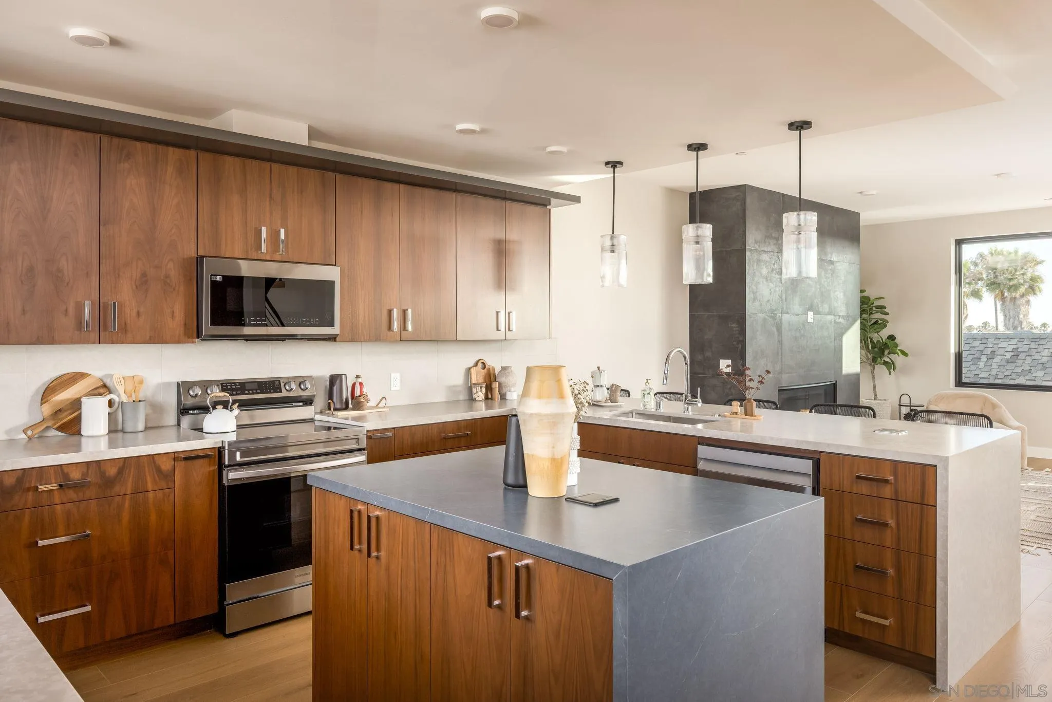 Photo #11: 260017286 Listing: Photo #11