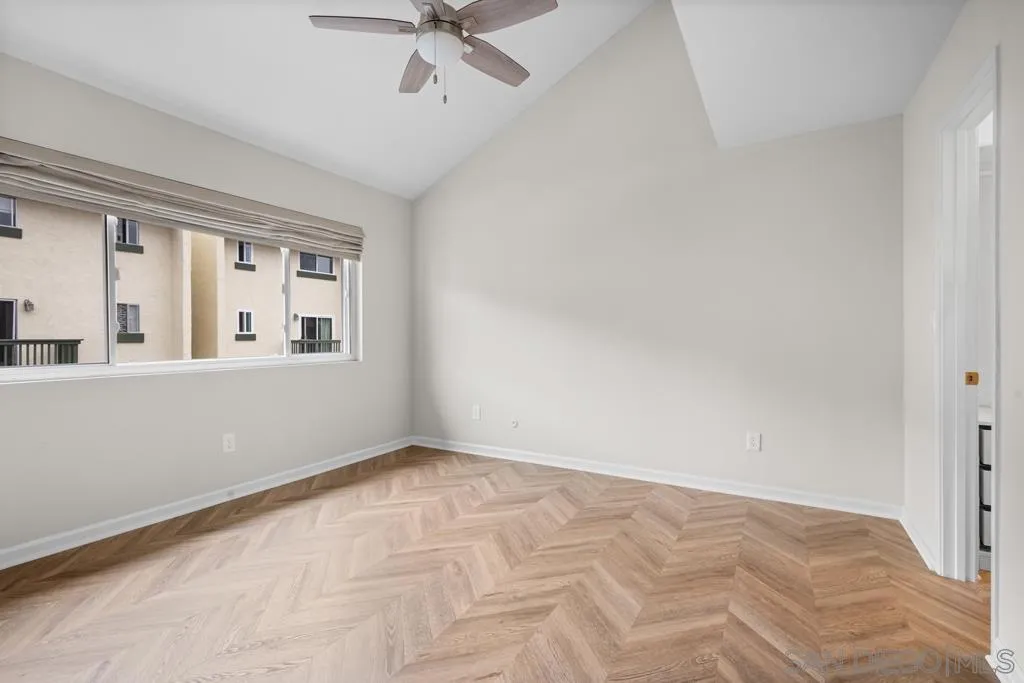 https://cdn.realtyfeed.com/cdn/127/260017290/aa5b4b4db9a2cffdf3f35452c3ddc07d.webp
