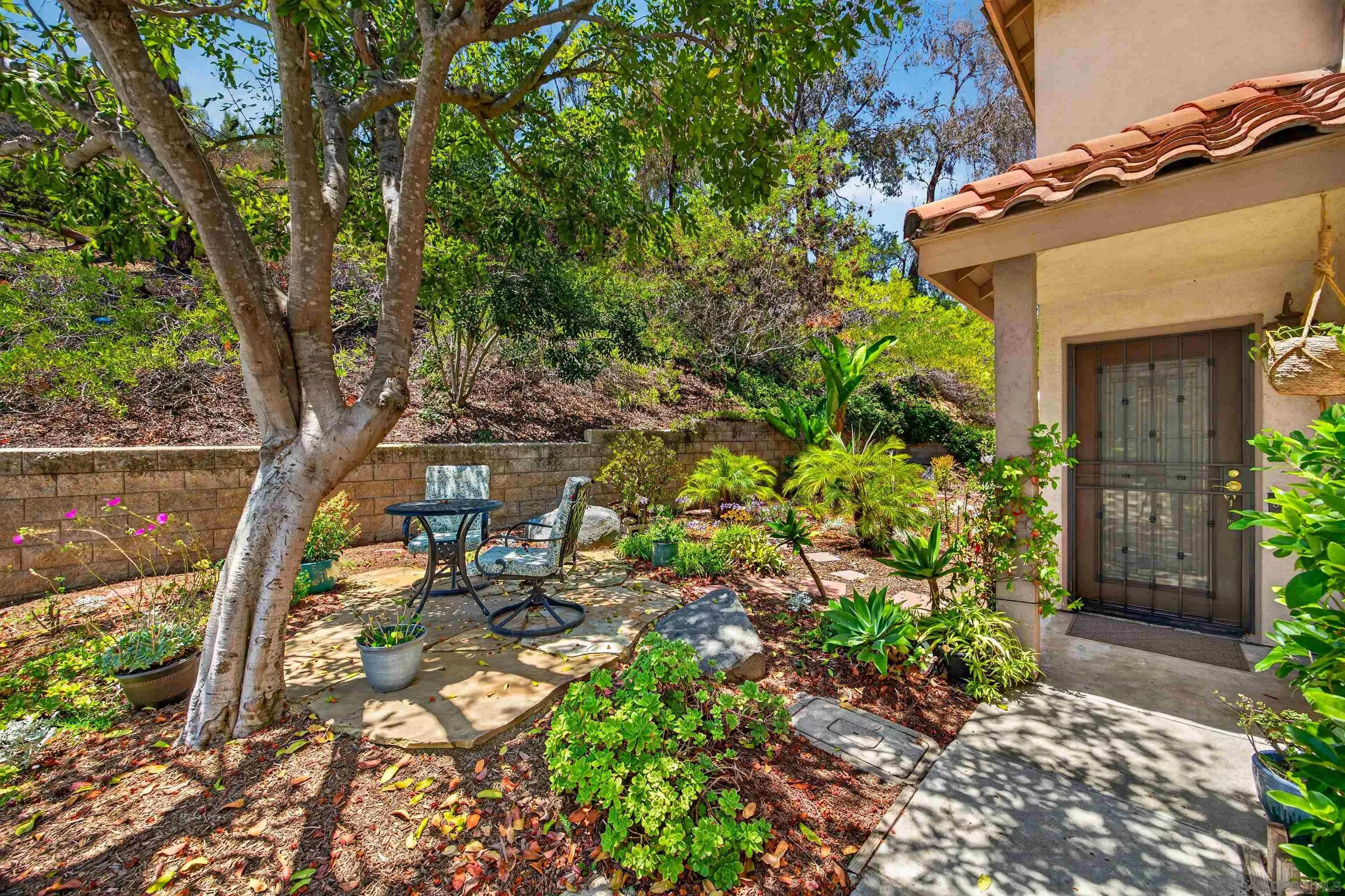 Photo #33: 260017291 Listing: Photo #33