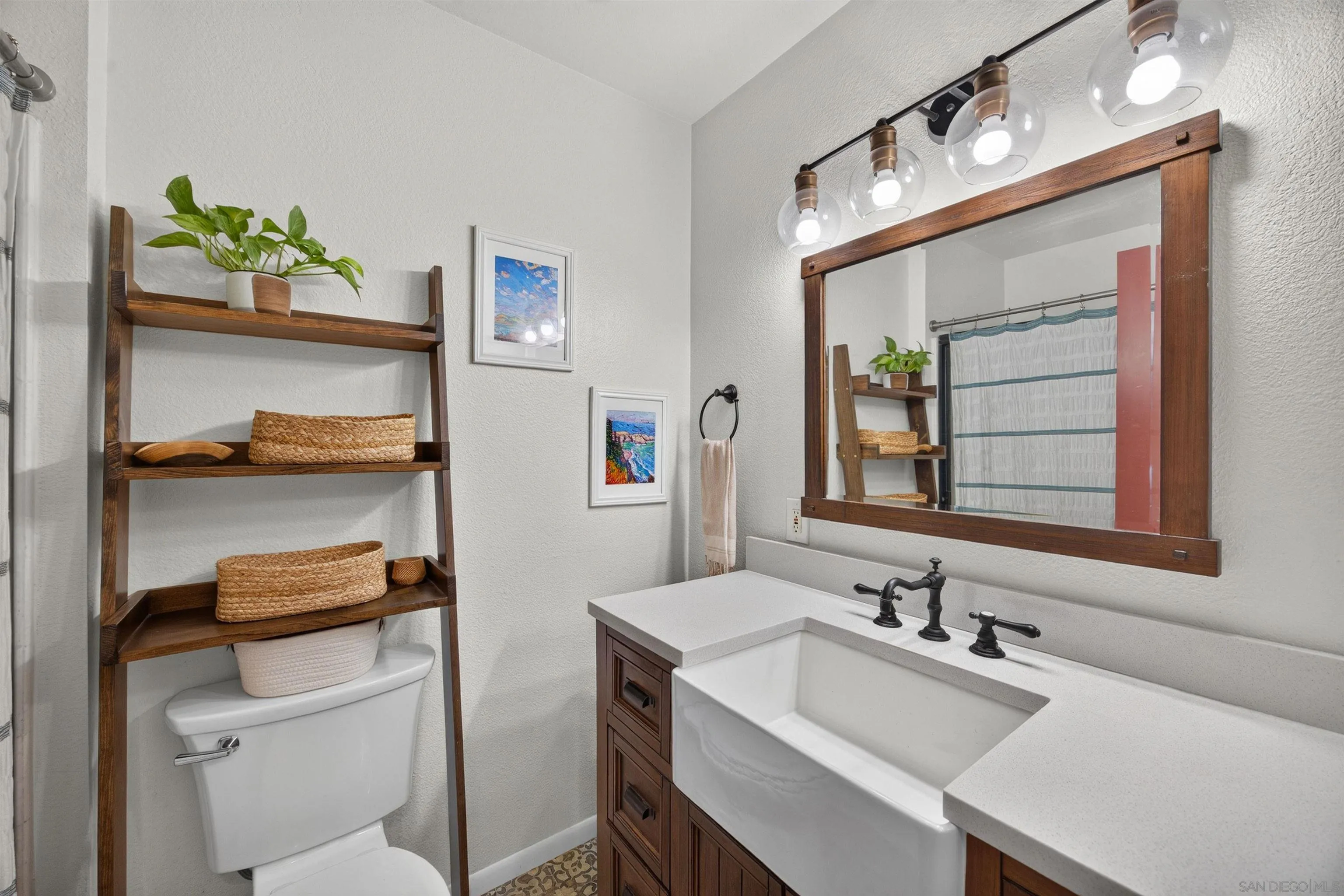 https://cdn.realtyfeed.com/cdn/127/260017291/3af945a8557eedc7fc15cf85169f05eb.webp