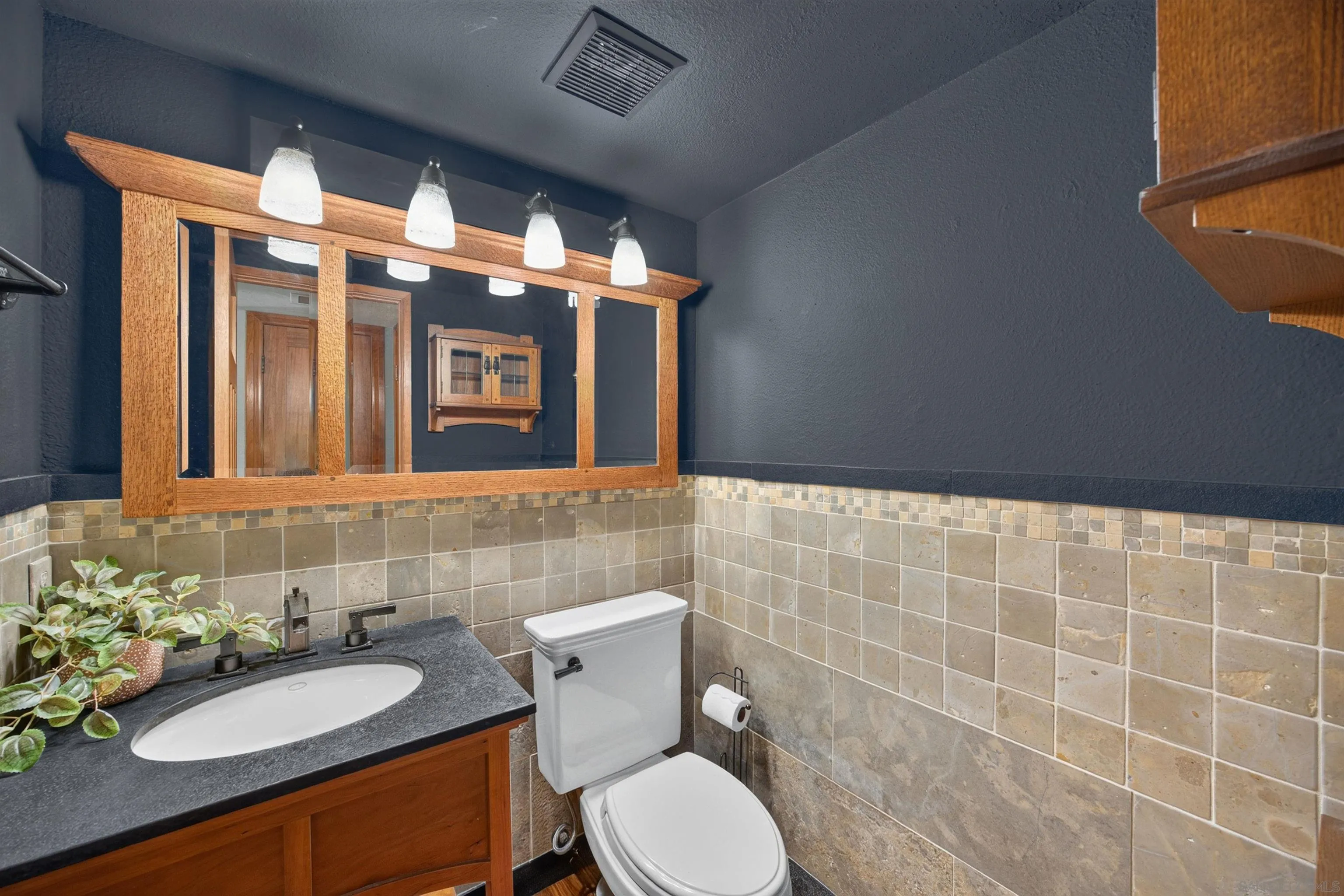 https://cdn.realtyfeed.com/cdn/127/260017291/7f28cc364efa512ee60da9cbc73bcc09.webp