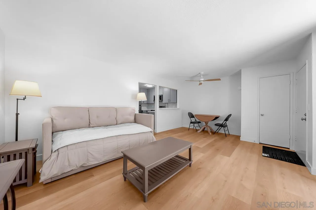 https://cdn.realtyfeed.com/cdn/127/260017292/0c0b589447cae98e1993ba4c2e8056f8.webp