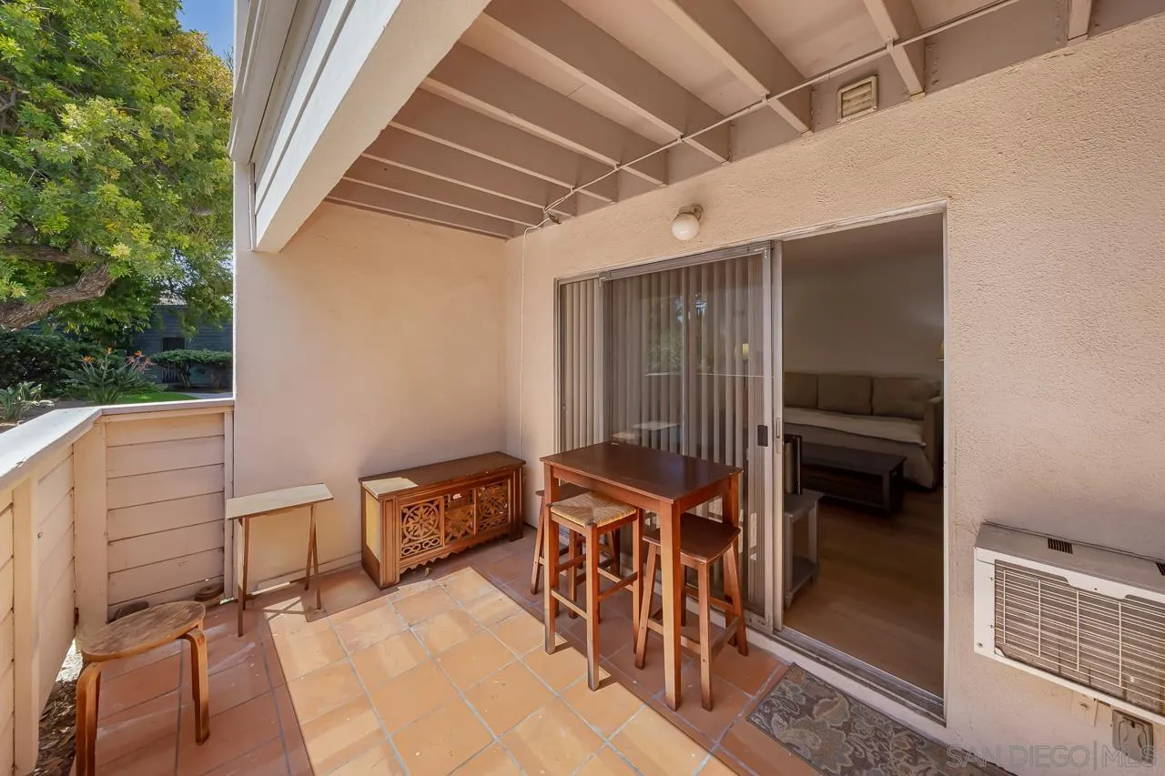 https://cdn.realtyfeed.com/cdn/127/260017292/2ae738de577cadf7e07d31817a1b747e.webp