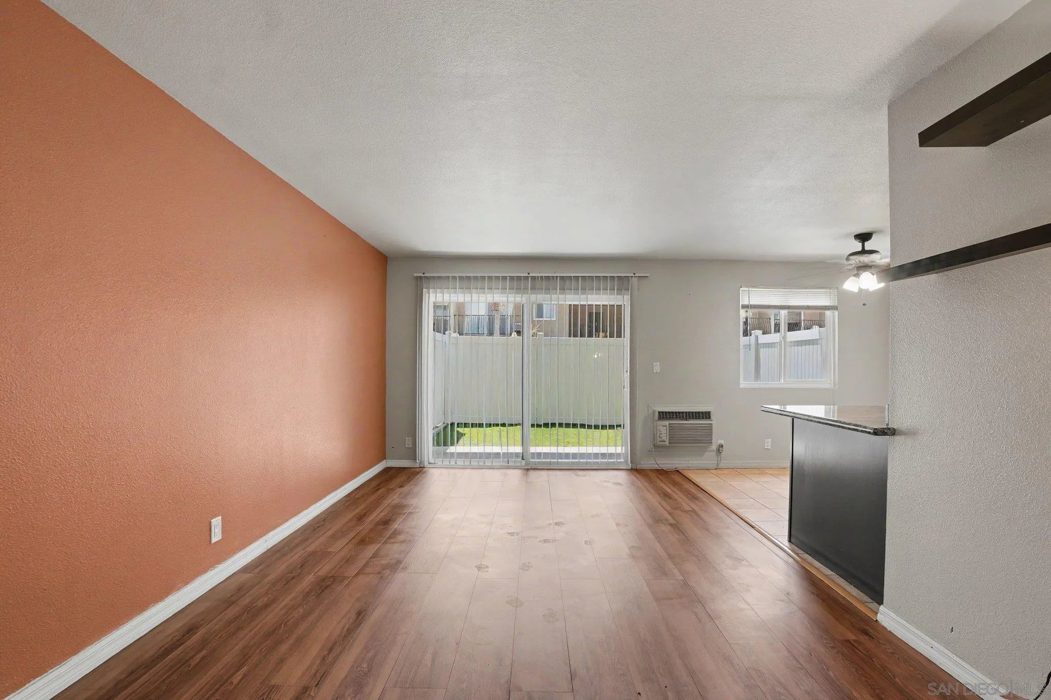 Photo #17: 260017295 Listing: Photo #17