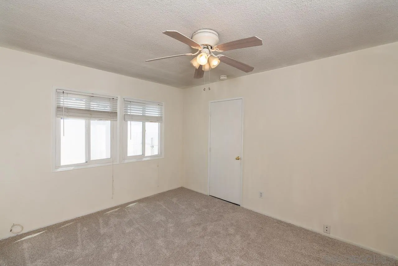 https://cdn.realtyfeed.com/cdn/127/260017299/a9fa93c0d8e8d5d4bcc5013817023bb5.webp