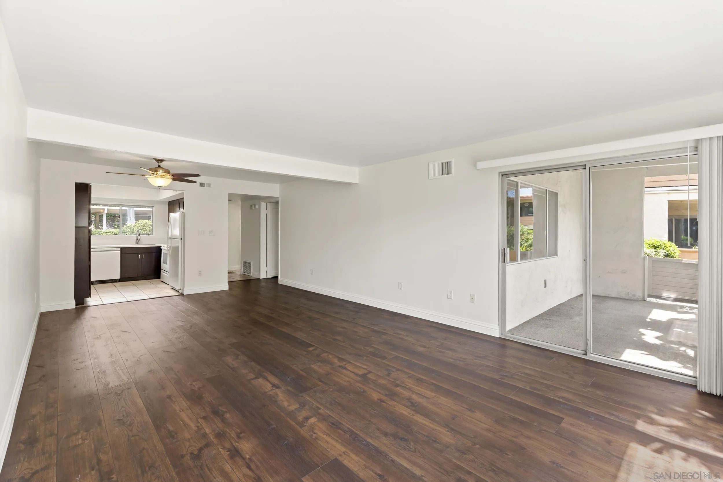 Photo #9: 260017304 Listing: Photo #9