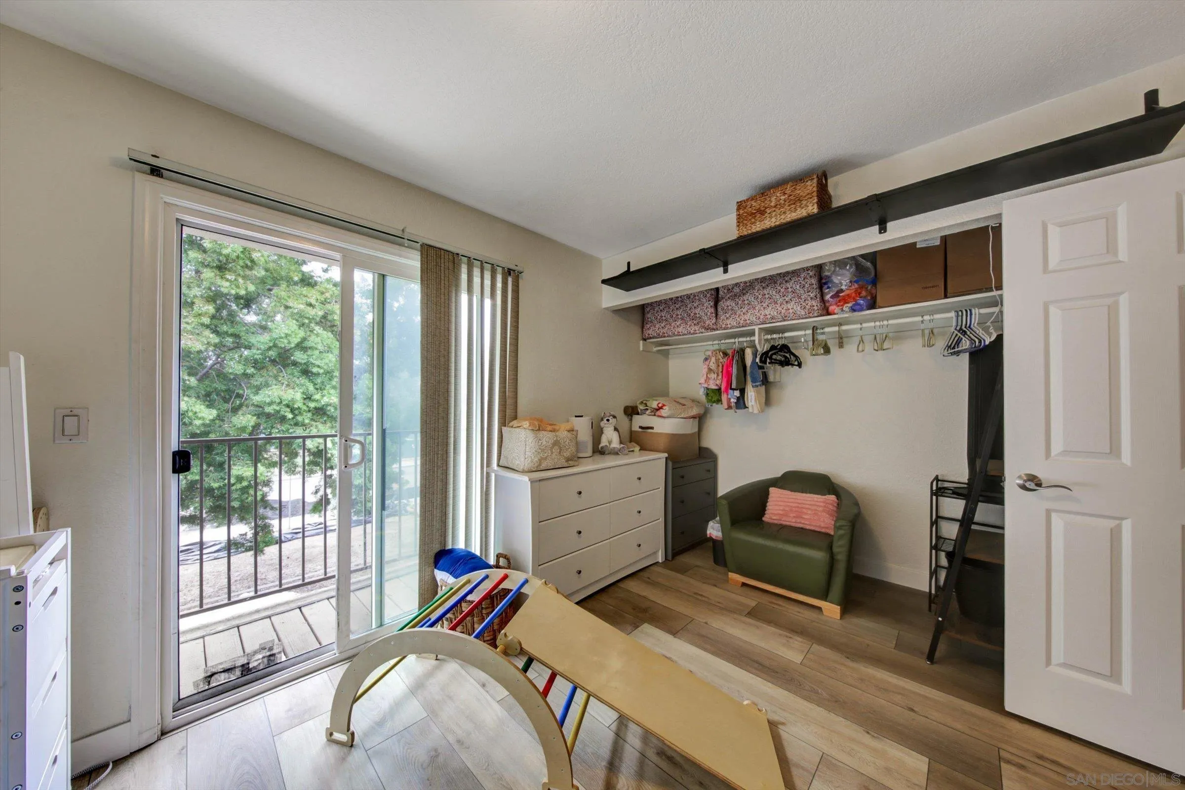 https://cdn.realtyfeed.com/cdn/127/260017306/68614a007f3a8d7deae81bcaf548b8e4.webp