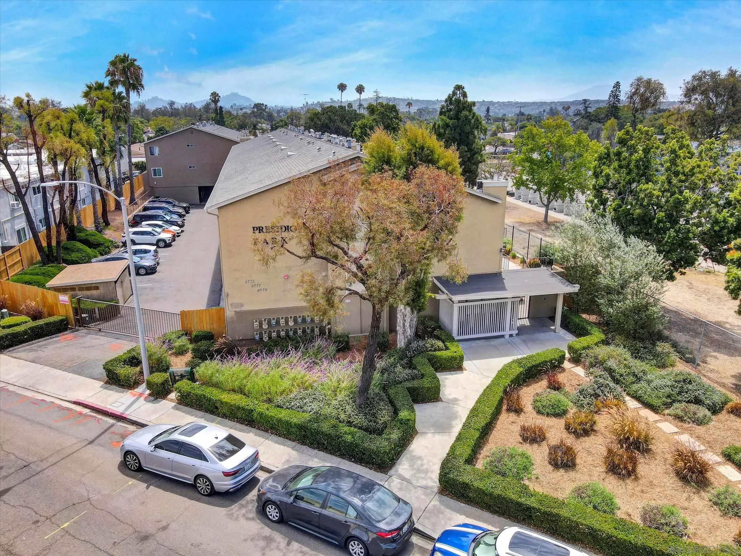 https://cdn.realtyfeed.com/cdn/127/260017306/725e5a4da595e8ae704032504a4e42e2.webp