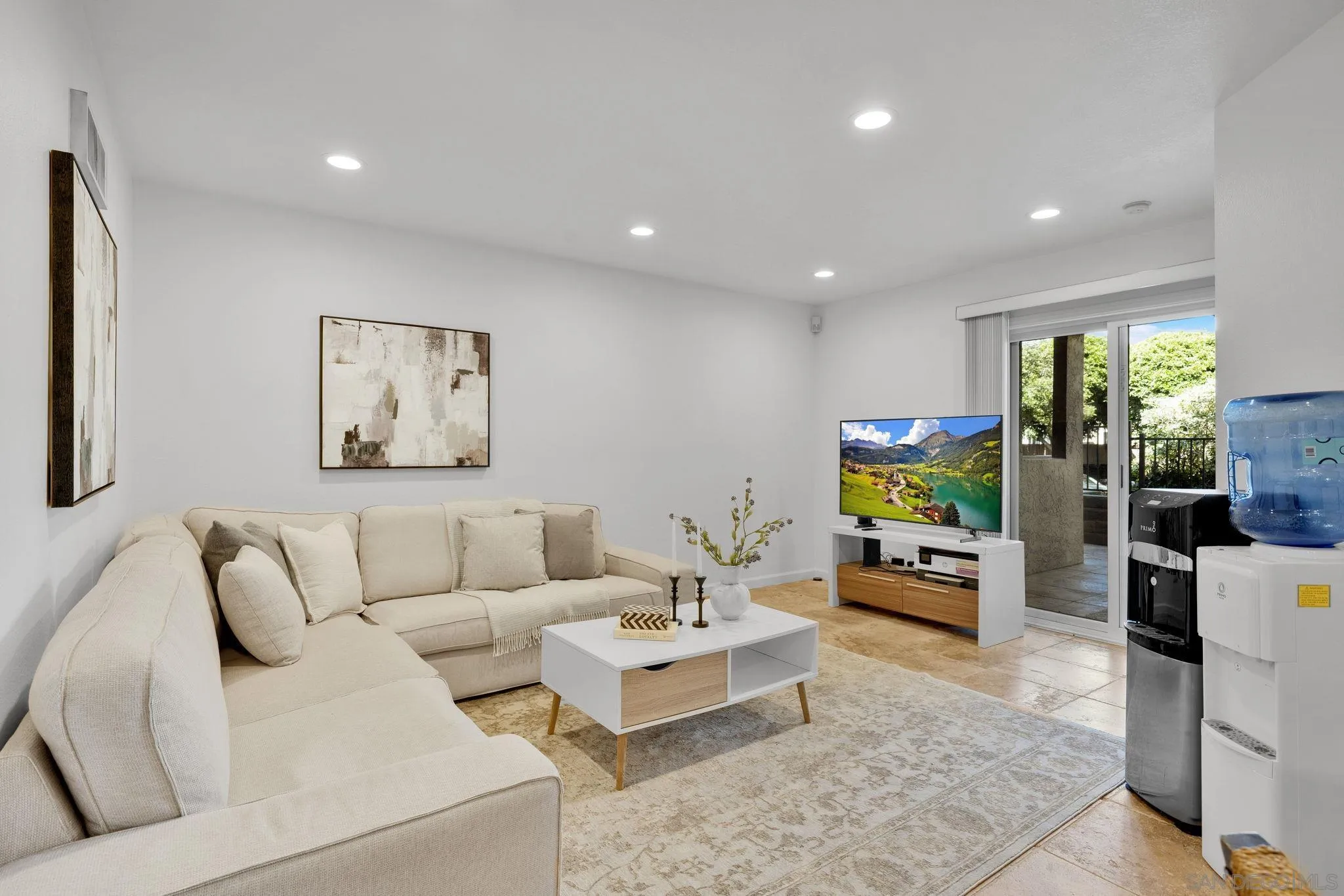 Photo #1: 260017307 Listing: Photo #1
