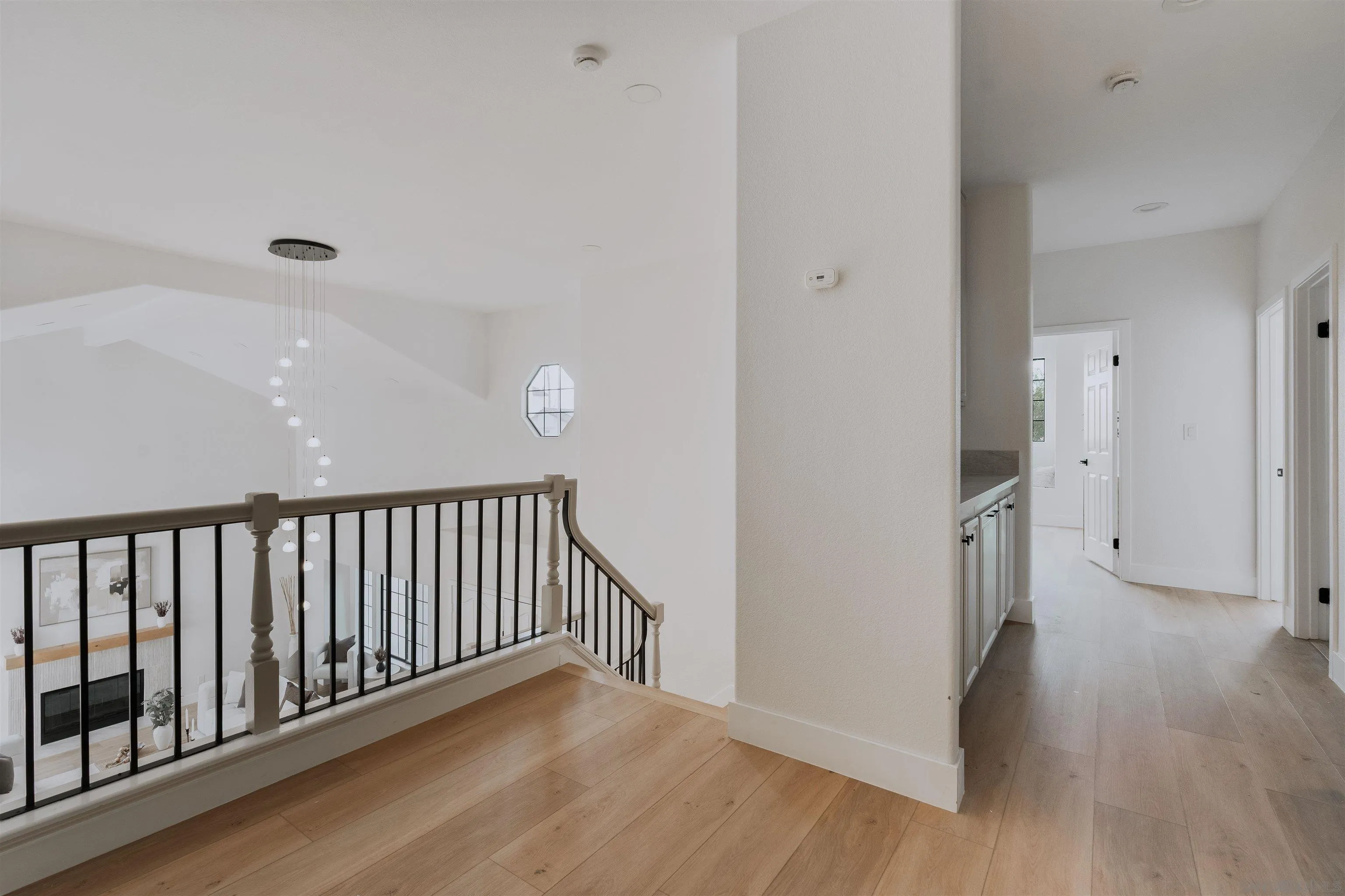 https://cdn.realtyfeed.com/cdn/127/260017318/6f9d7ad3242a12f7020a5b22ac8f8339.webp