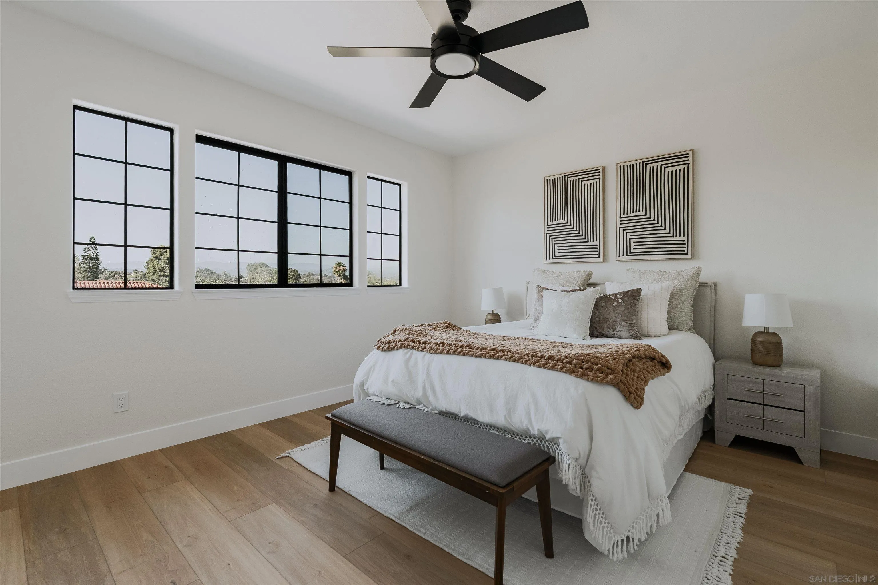 https://cdn.realtyfeed.com/cdn/127/260017318/b08d93a526f3ef0079722dd79a31d605.webp