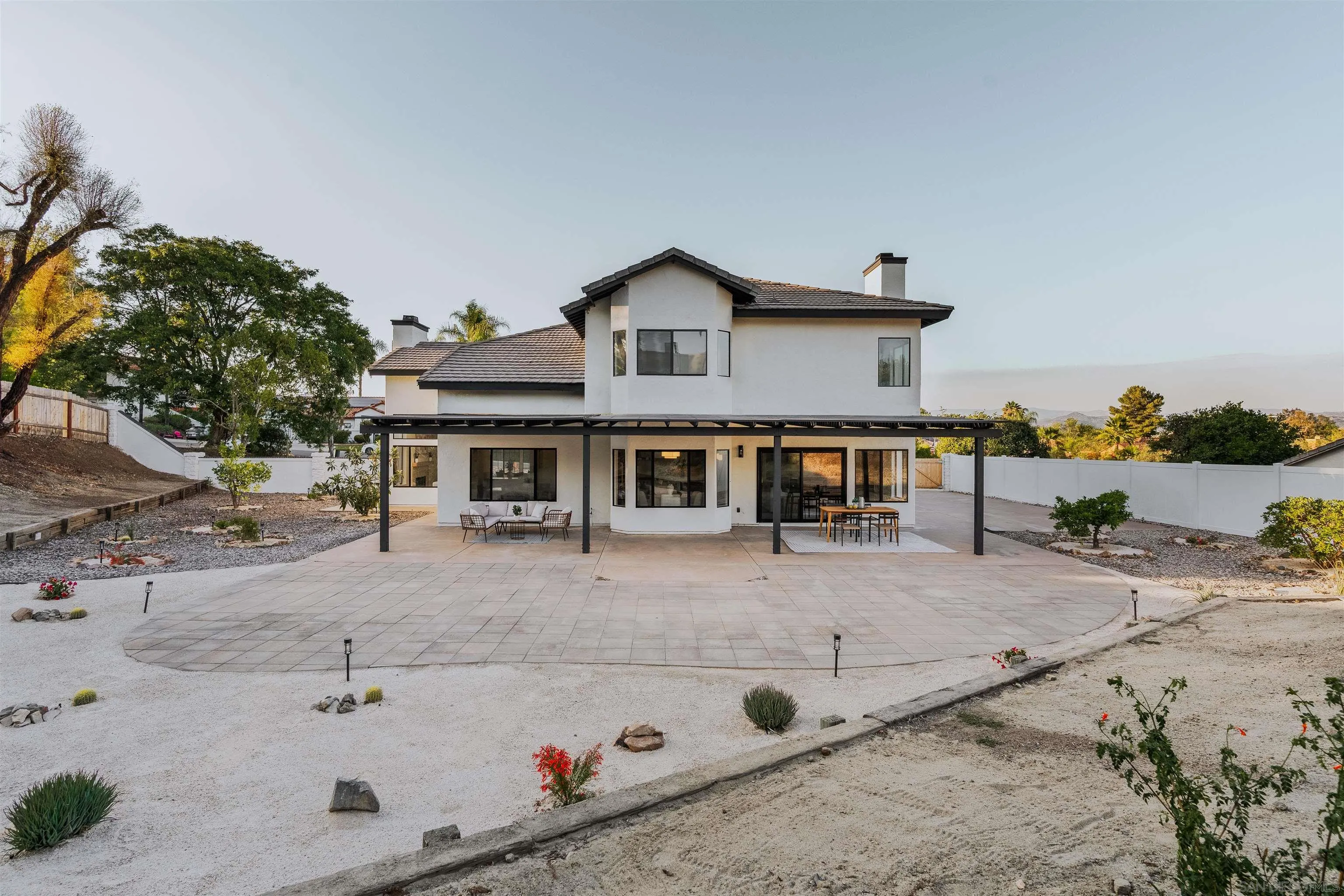 https://cdn.realtyfeed.com/cdn/127/260017318/e1bf55af75ceac2796521dd6216a7558.webp