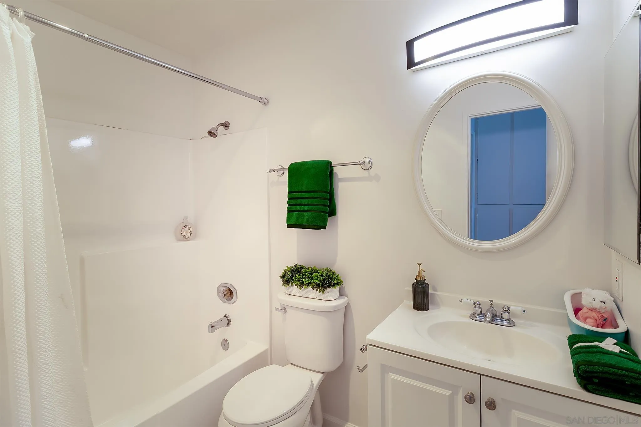 Photo #12: 260017319 Listing: Photo #12
