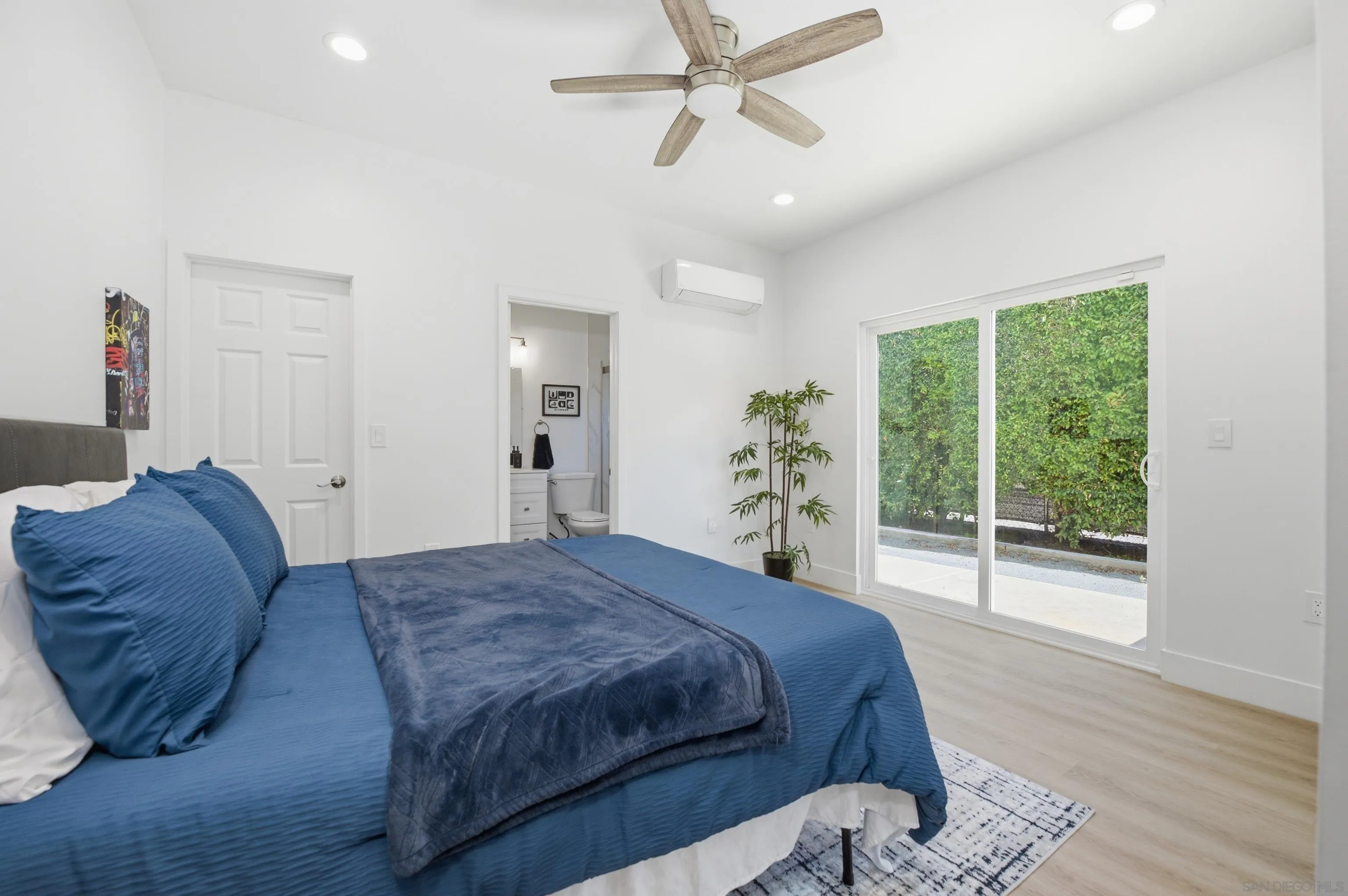 https://cdn.realtyfeed.com/cdn/127/260017328/1235e30ccb3329880347c2fca93a26f0.webp