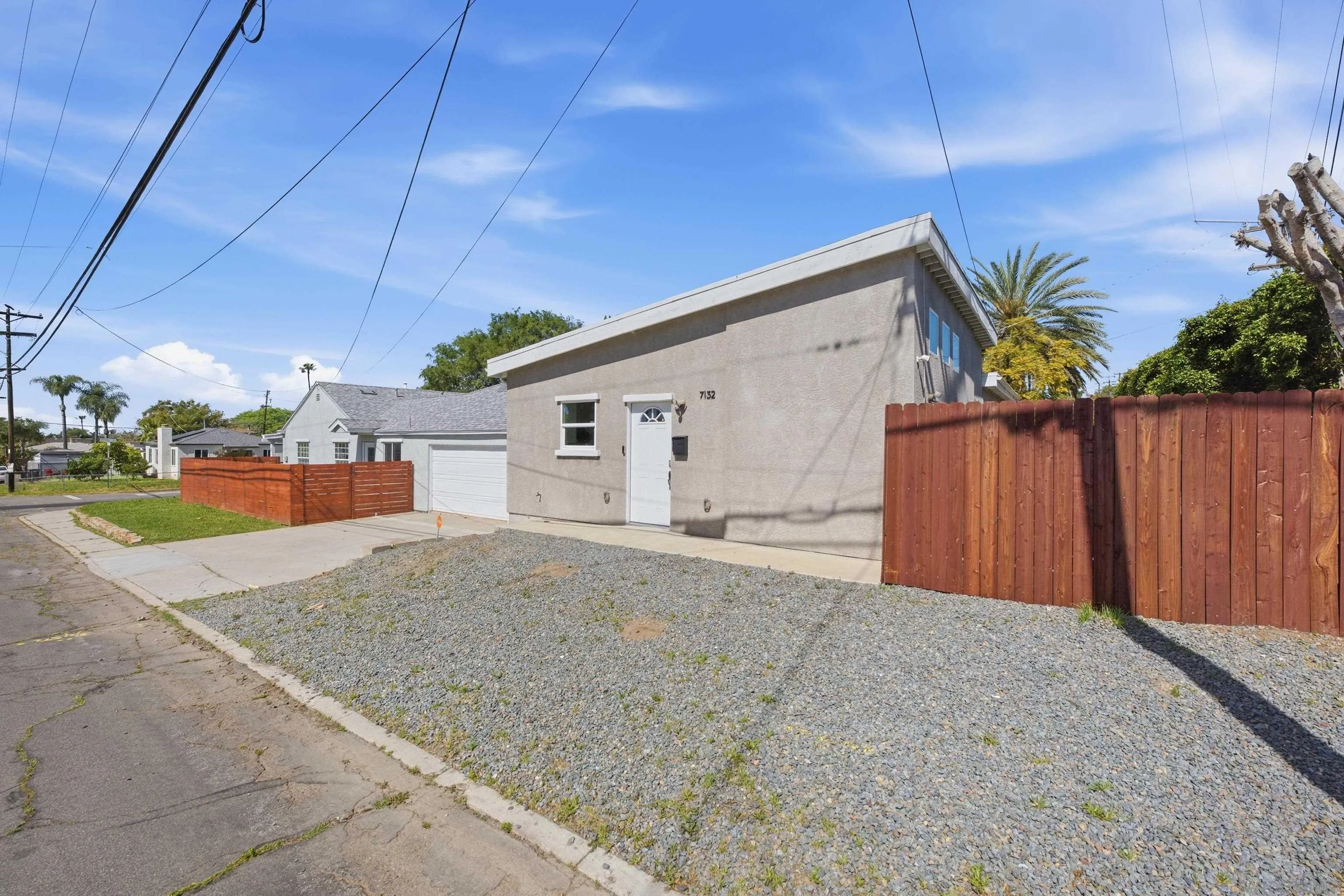 https://cdn.realtyfeed.com/cdn/127/260017328/4fbb475e656187625d7e95bca2753028.webp