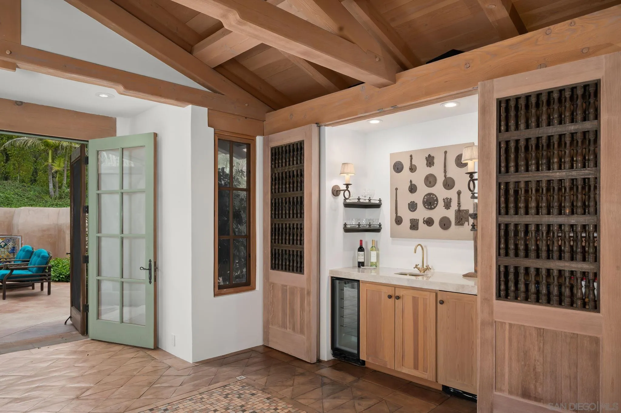 https://cdn.realtyfeed.com/cdn/127/260017330/46a2c4bec045e496a5b2a0a2f862ec05.webp