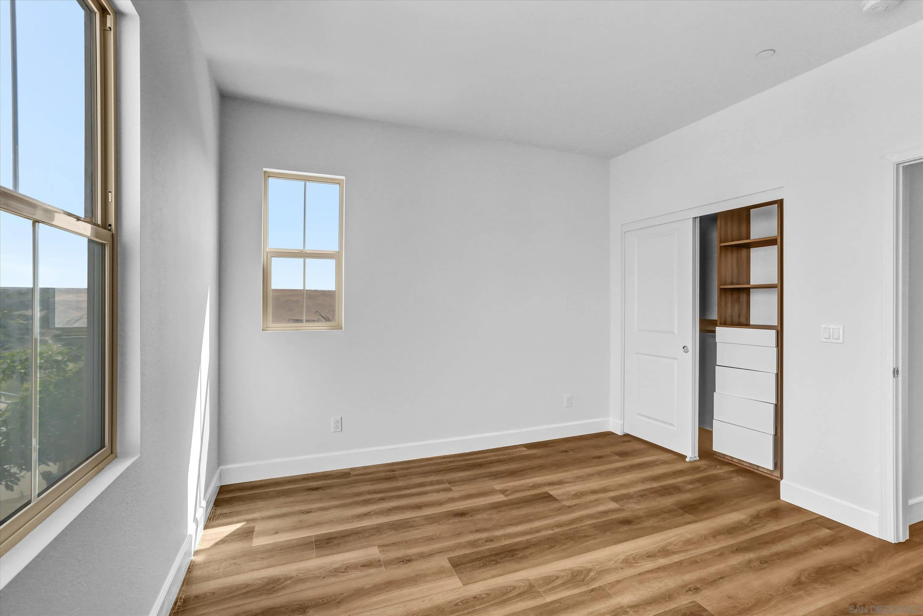 https://cdn.realtyfeed.com/cdn/127/260017334/81708c76017a7ff51429b281ff2d7435.webp