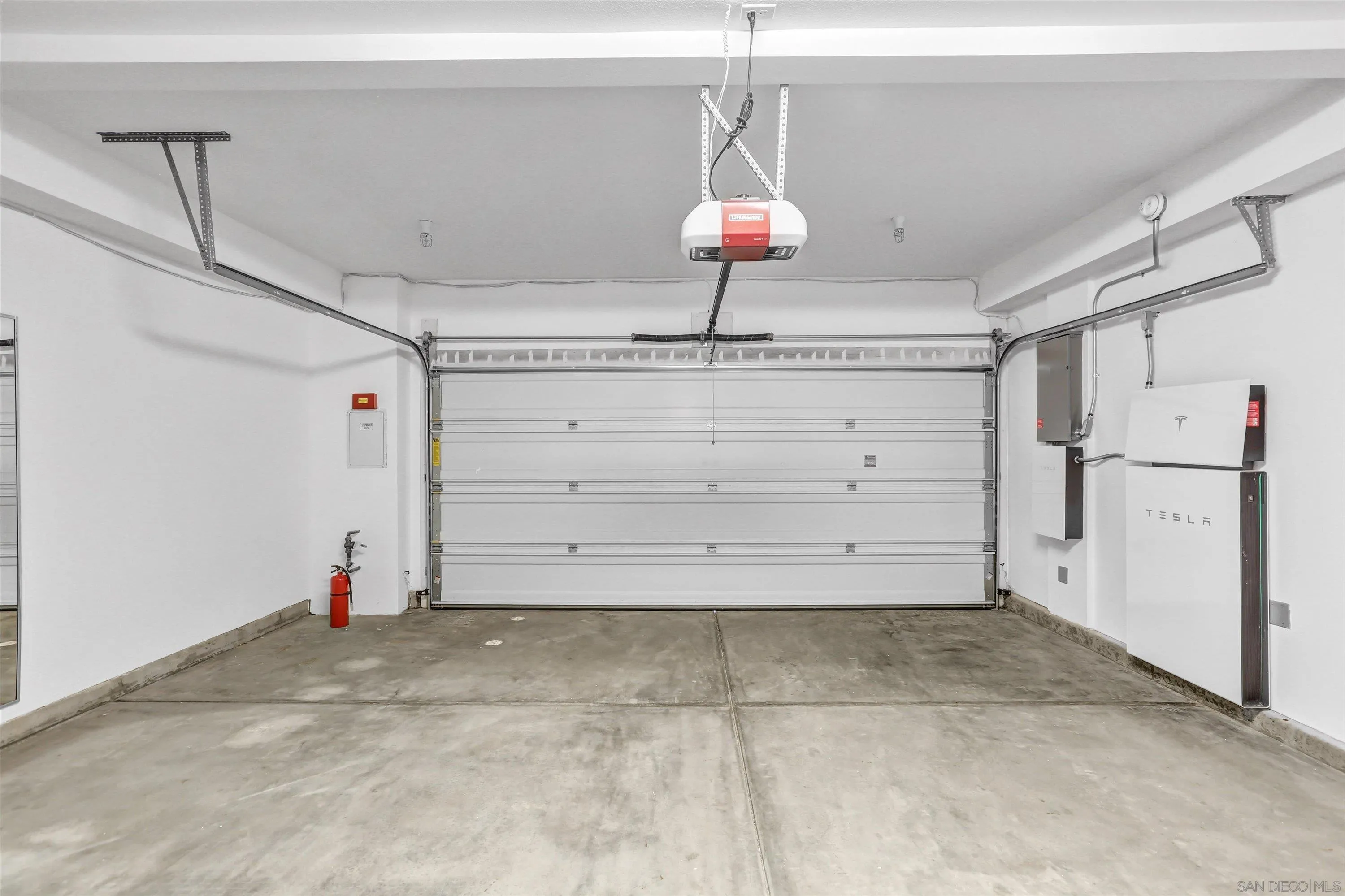https://cdn.realtyfeed.com/cdn/127/260017334/8f4eafef7cb39a77391bee30bac2c56f.webp