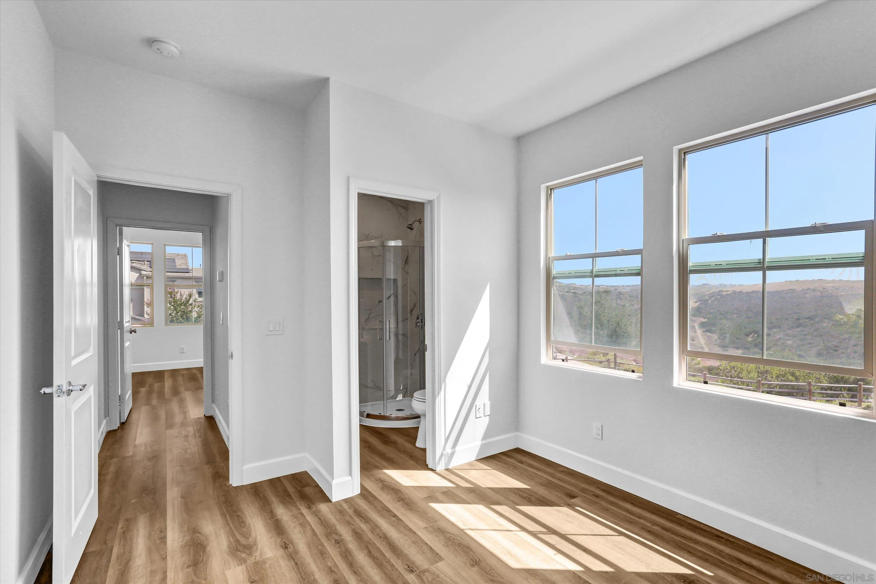 https://cdn.realtyfeed.com/cdn/127/260017334/9eef60b9601c50b9d086532f30c2d7eb.webp