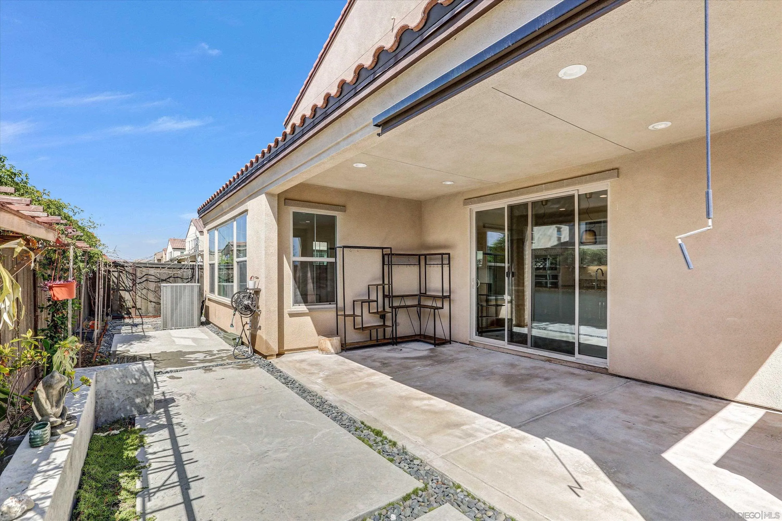 https://cdn.realtyfeed.com/cdn/127/260017334/ad0f72a8fb279d6269ae8553dca9845a.webp