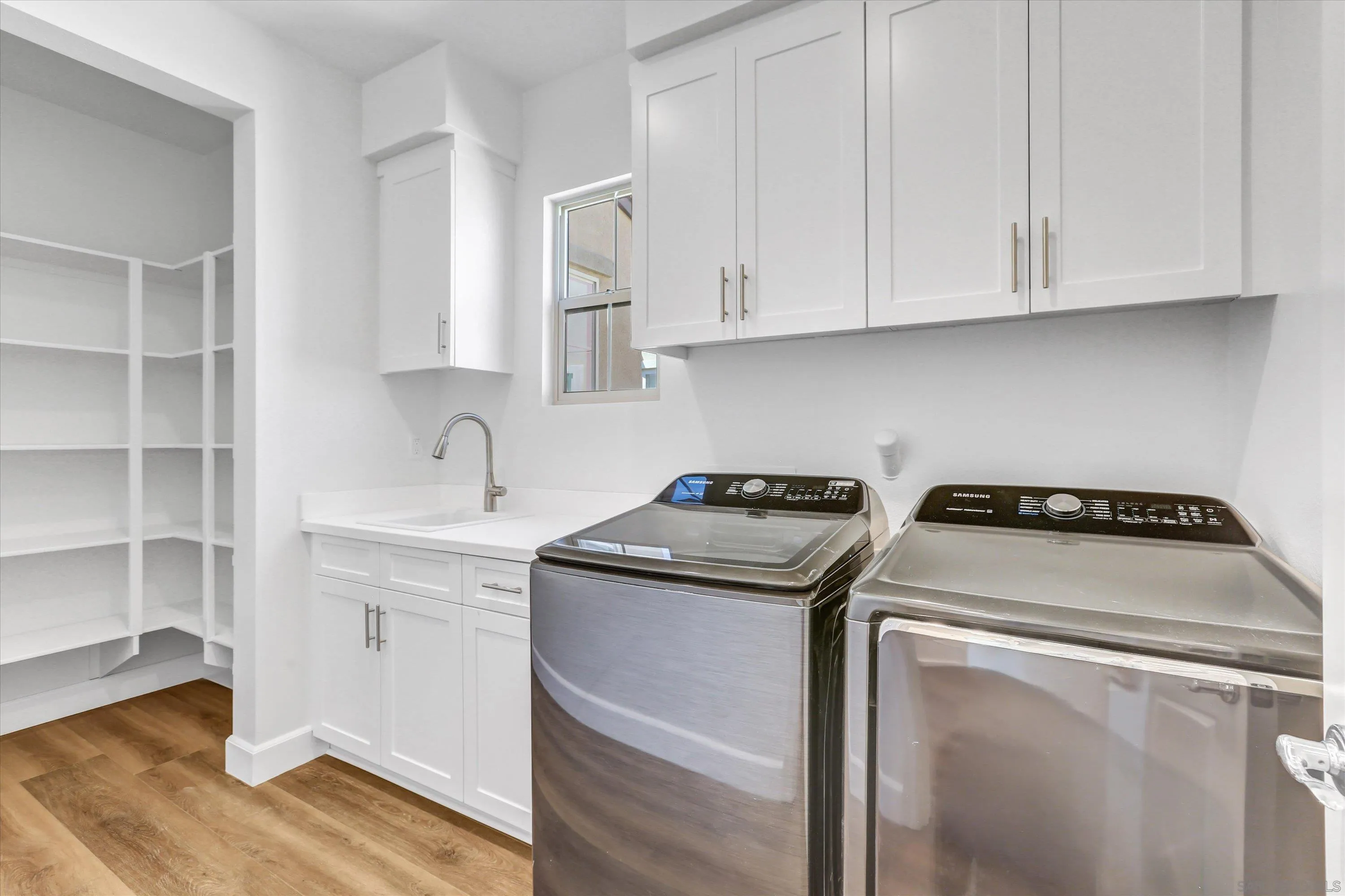 https://cdn.realtyfeed.com/cdn/127/260017334/b32410649f688086729a0d171c75eac5.webp