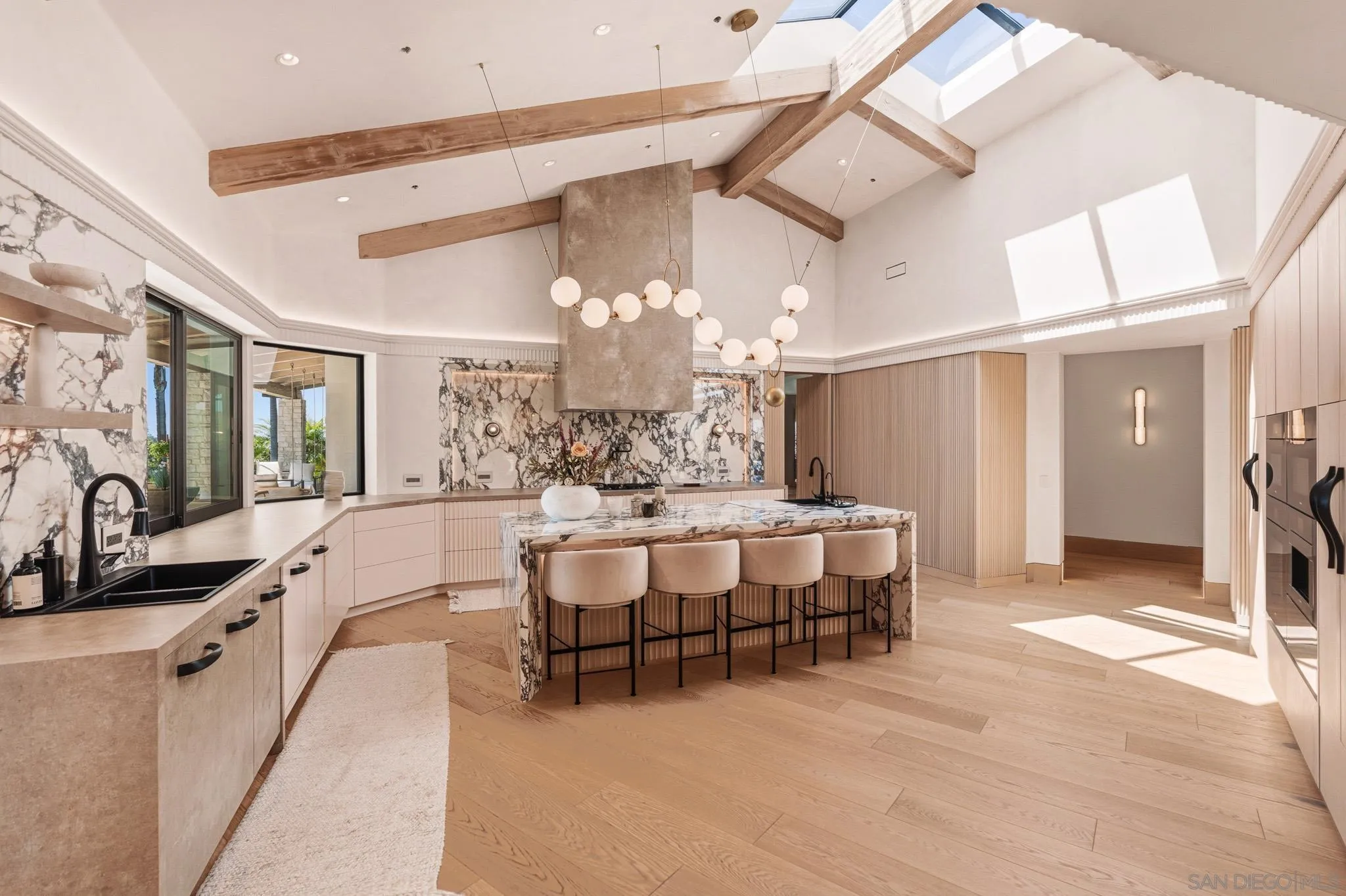 https://cdn.realtyfeed.com/cdn/127/260017341/578522112b7878dde1a5c80638fa79d1.webp
