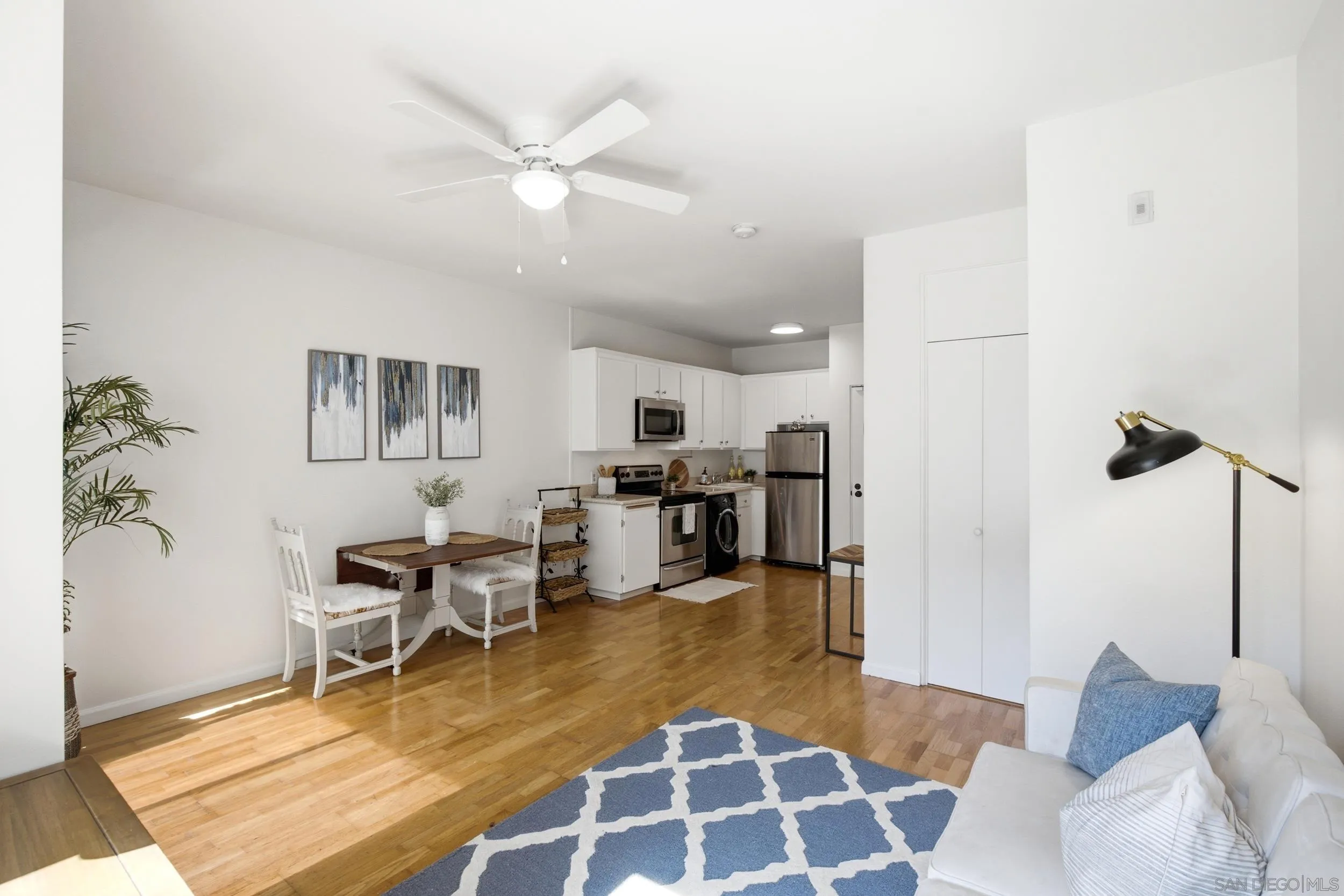Photo #9: 260017345 Listing: Photo #9