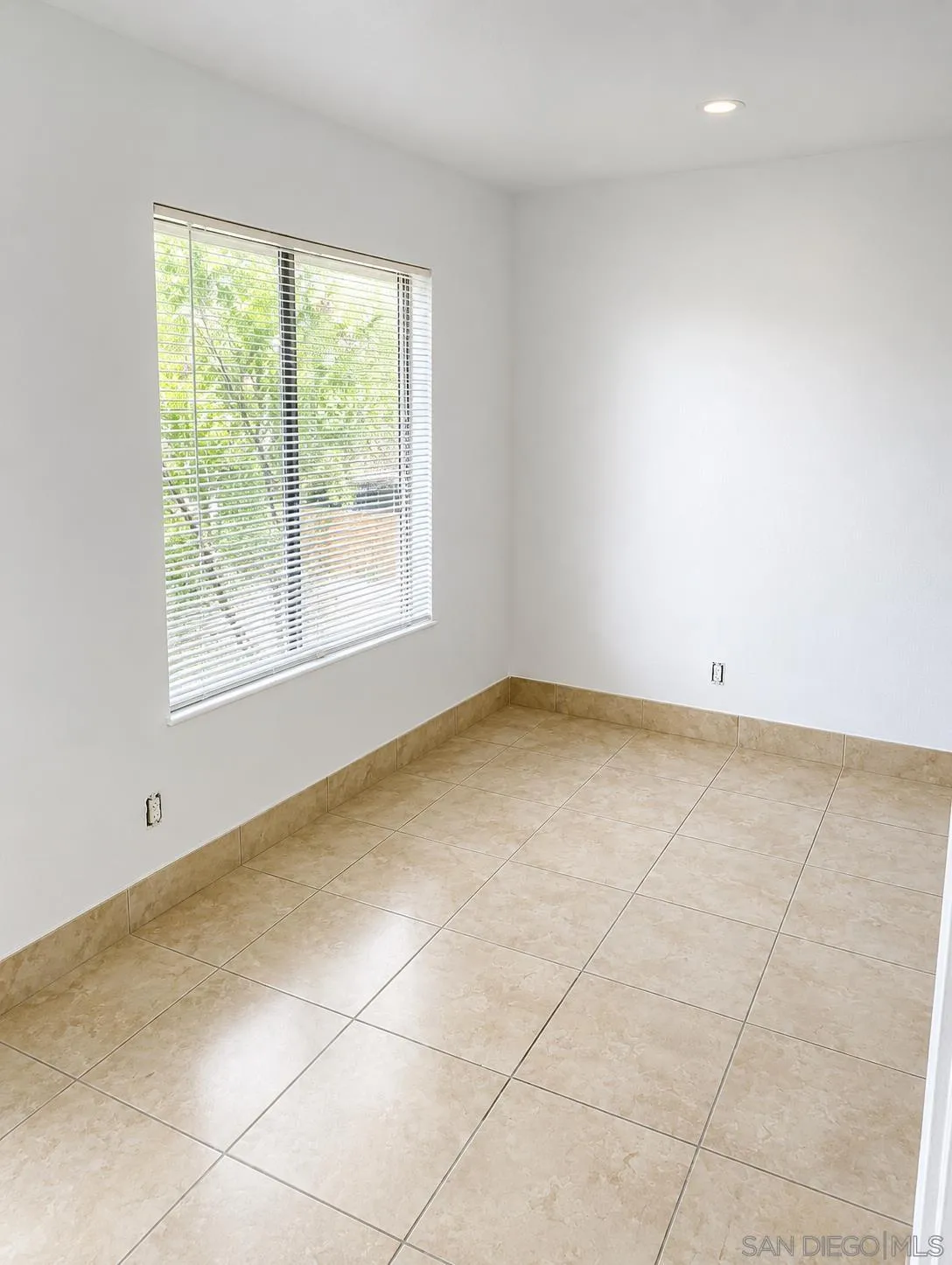 589 N Johnson Ave Unit 244, El Cajon, CA 92020 - Photo 5 of 10, El Cajon, CA