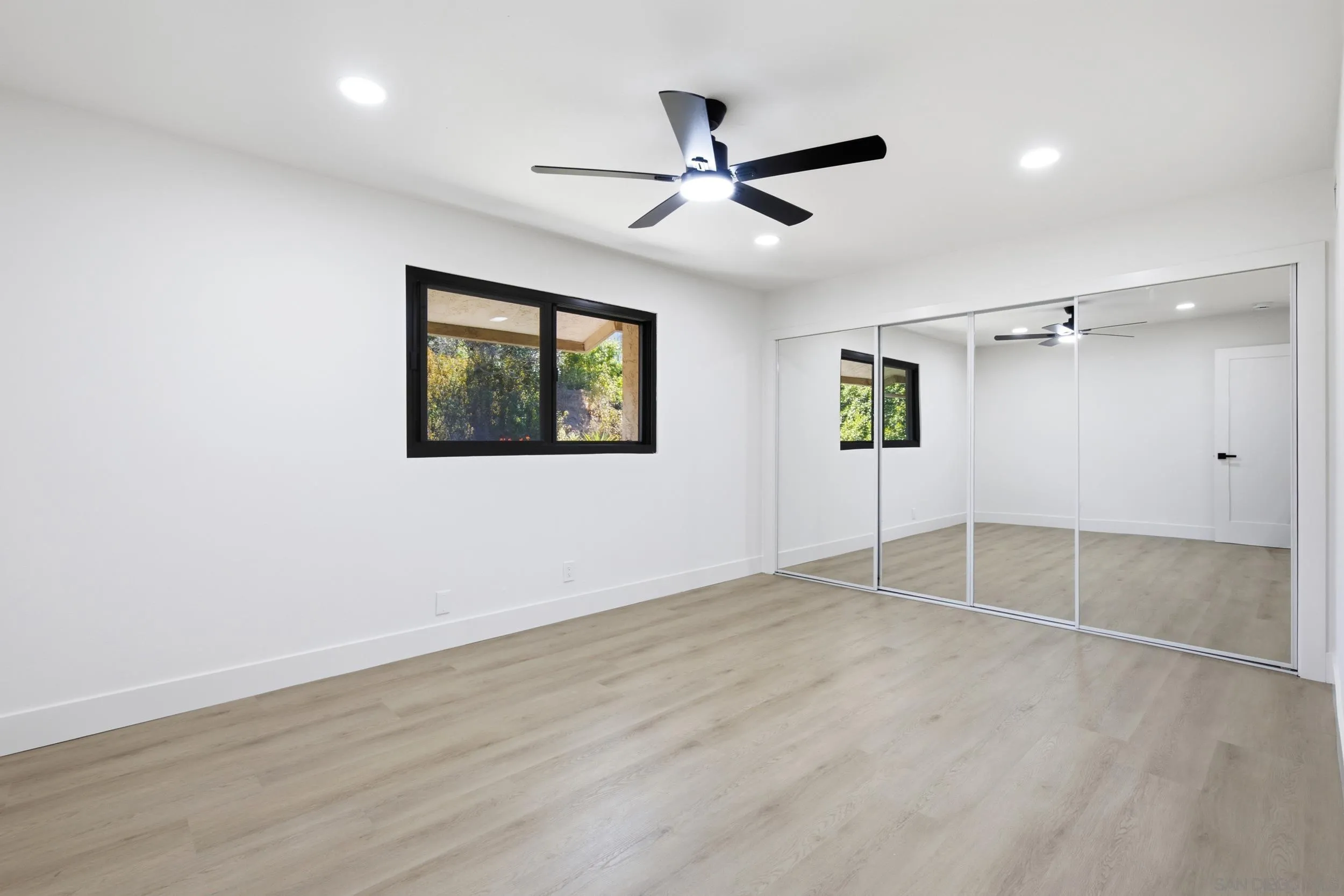 https://cdn.realtyfeed.com/cdn/127/260017353/f6b201d40612fc741c093b6db83443b2.webp