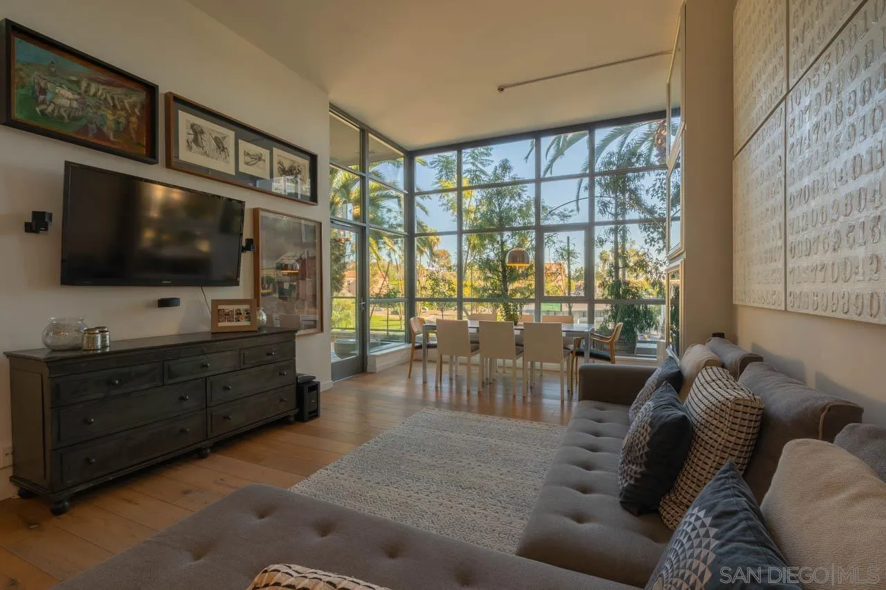 Photo #8: 260017357 Listing: Photo #8