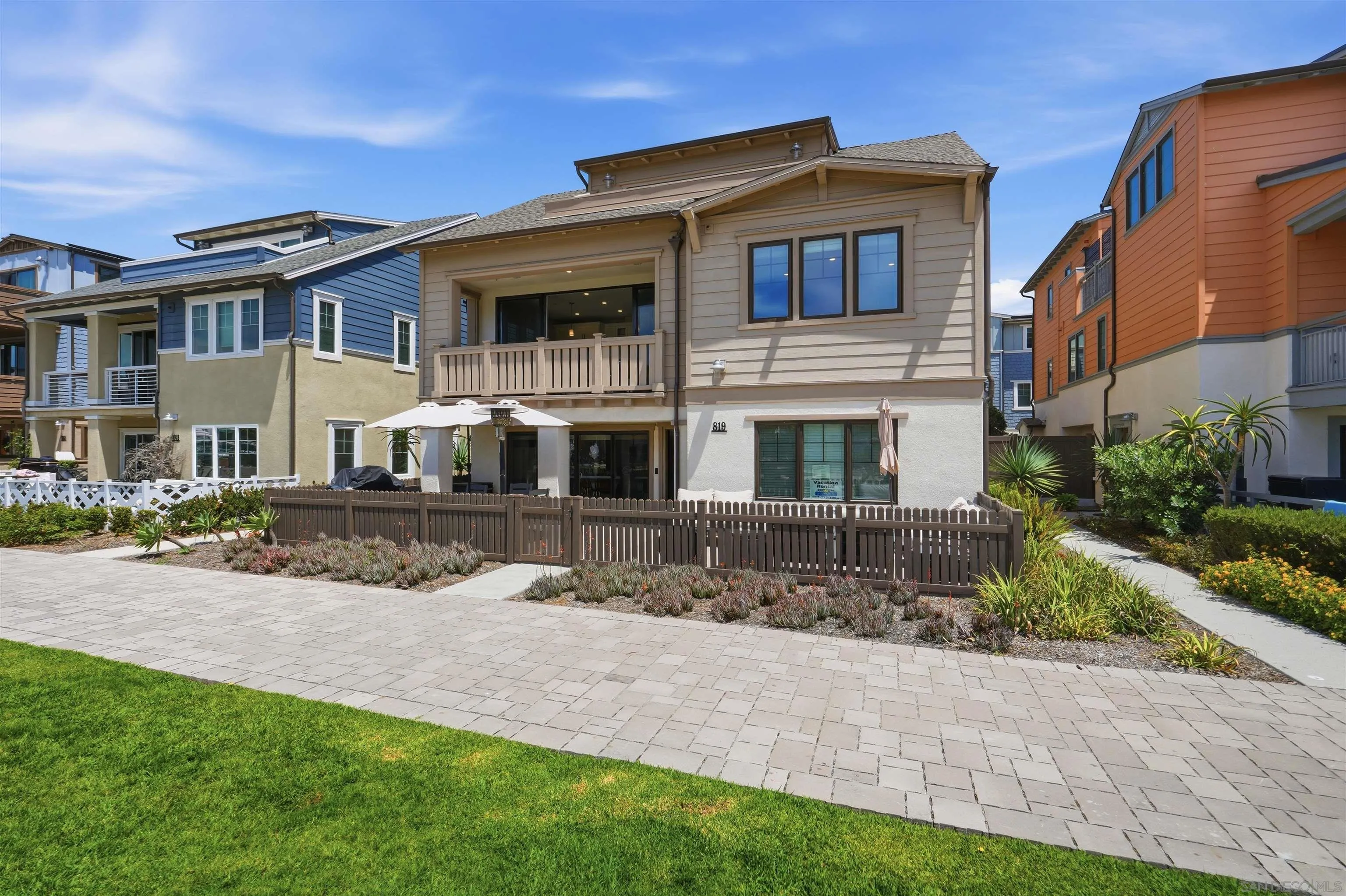 Photo #2: 260017359 Listing: Photo #2