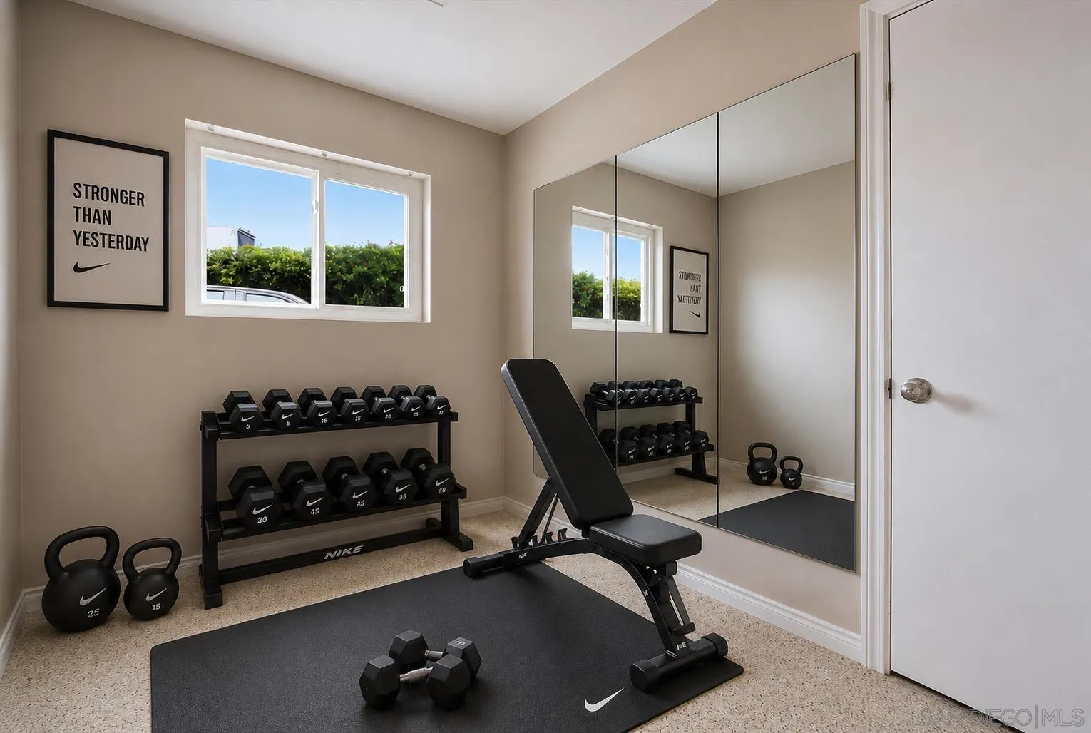 https://cdn.realtyfeed.com/cdn/127/260017361/21cf497620f7fc8e3c5f2b4081aa3eba.webp