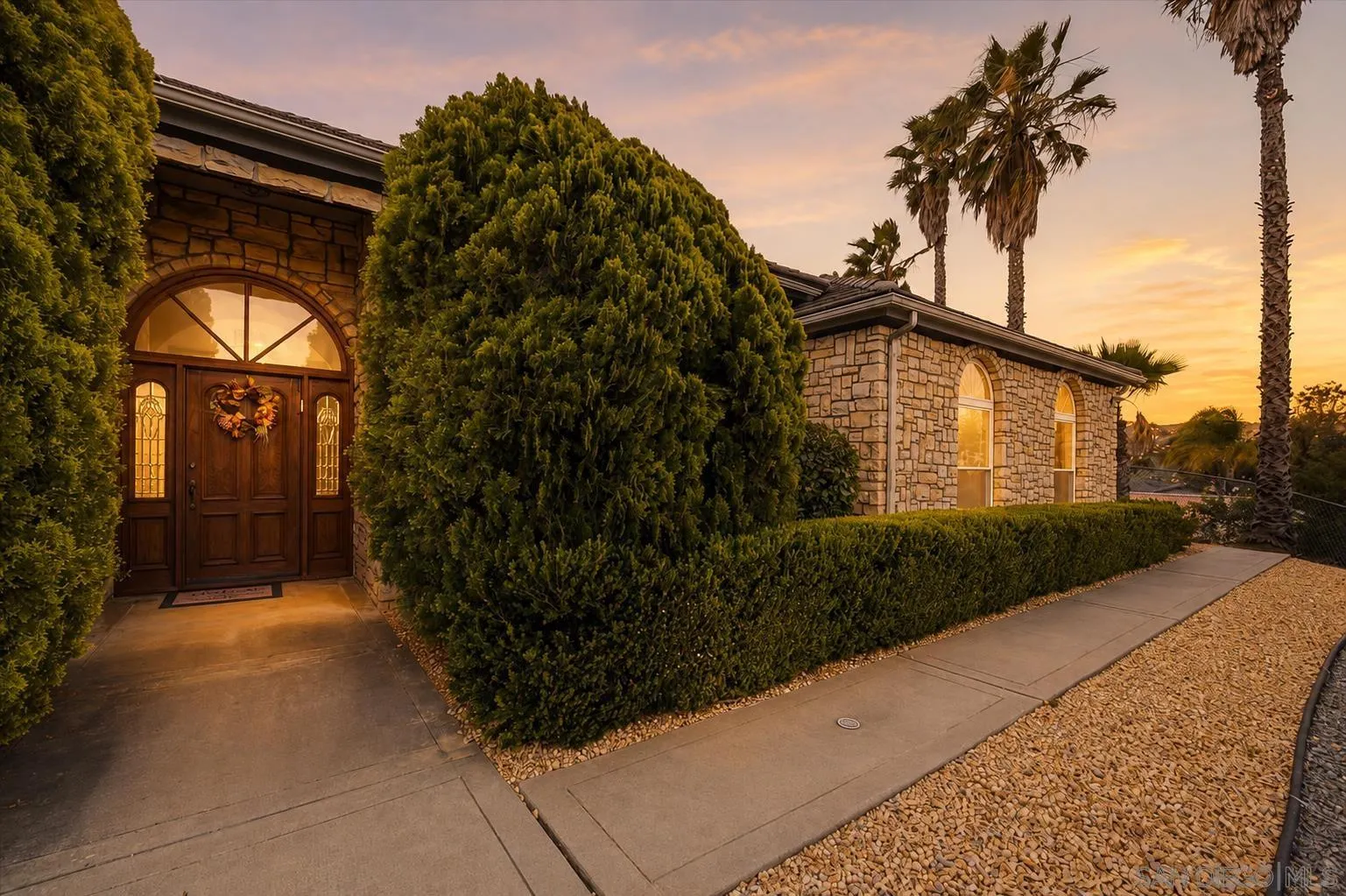 https://cdn.realtyfeed.com/cdn/127/260017361/7e234b1c9fc5e66018482851793daed7.webp