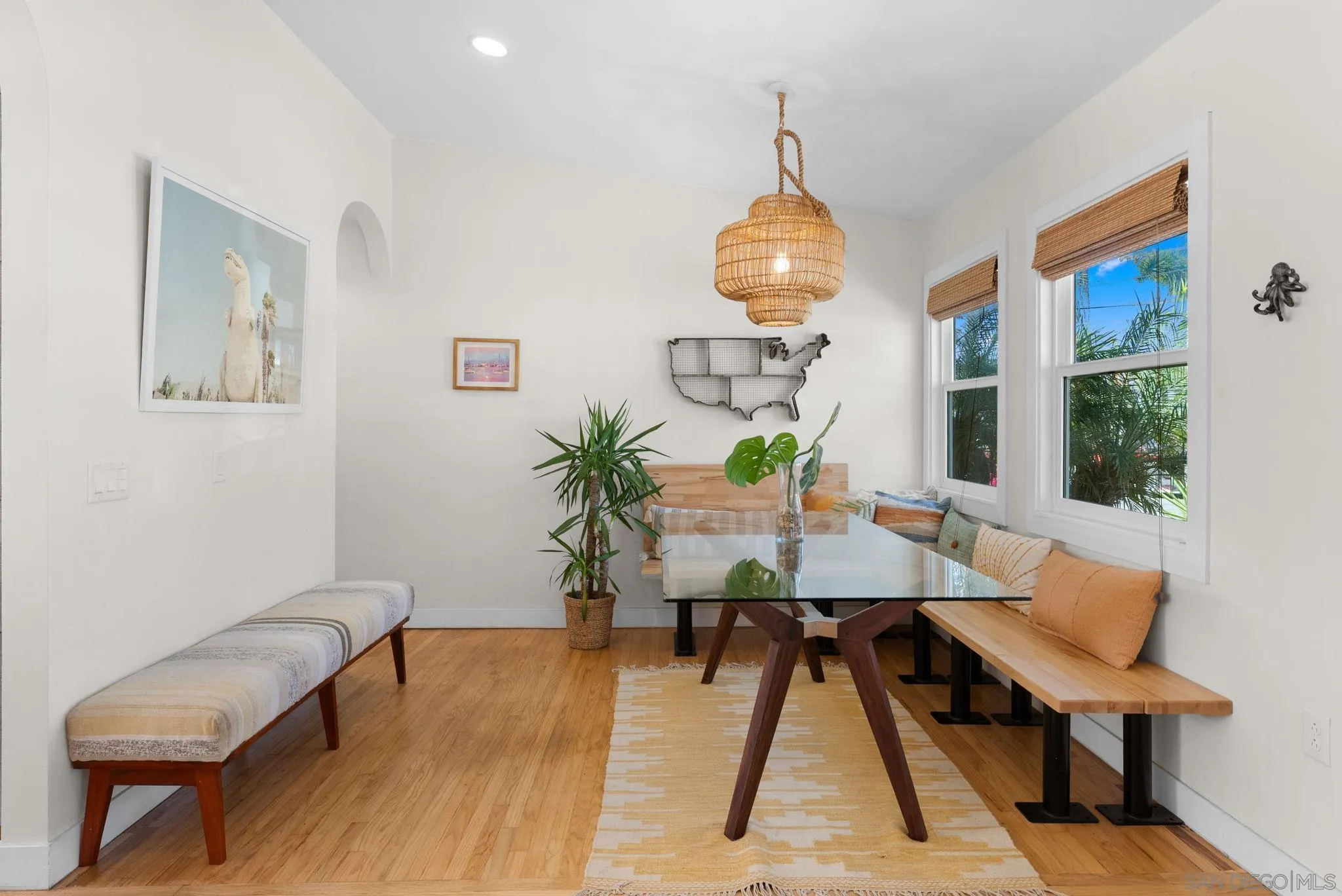 https://cdn.realtyfeed.com/cdn/127/260017370/38834a89e91633fbb43fd52c69dee2ea.webp