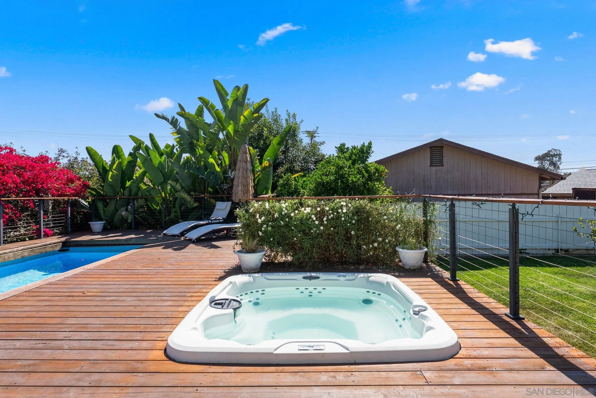 https://cdn.realtyfeed.com/cdn/127/260017370/bb3056b27bee90962bc76a58756d7d66.webp