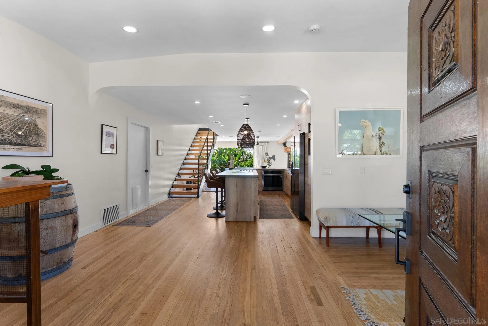 https://cdn.realtyfeed.com/cdn/127/260017370/fdd96b1c53053983d0a5223b4c59c97a.webp