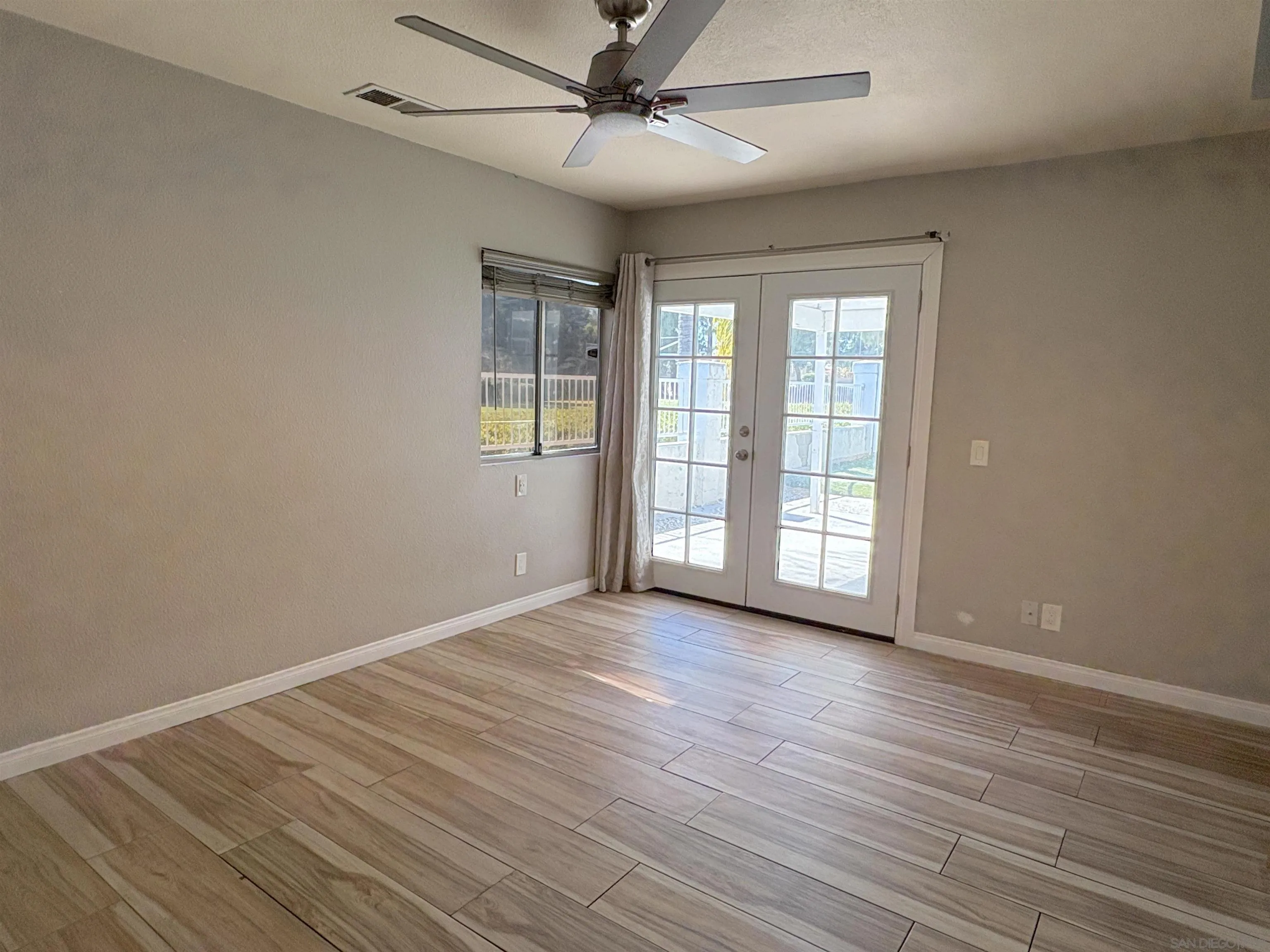 https://cdn.realtyfeed.com/cdn/127/260017377/31dc86e61c78ddc1abe0a6a8b56af4fe.webp