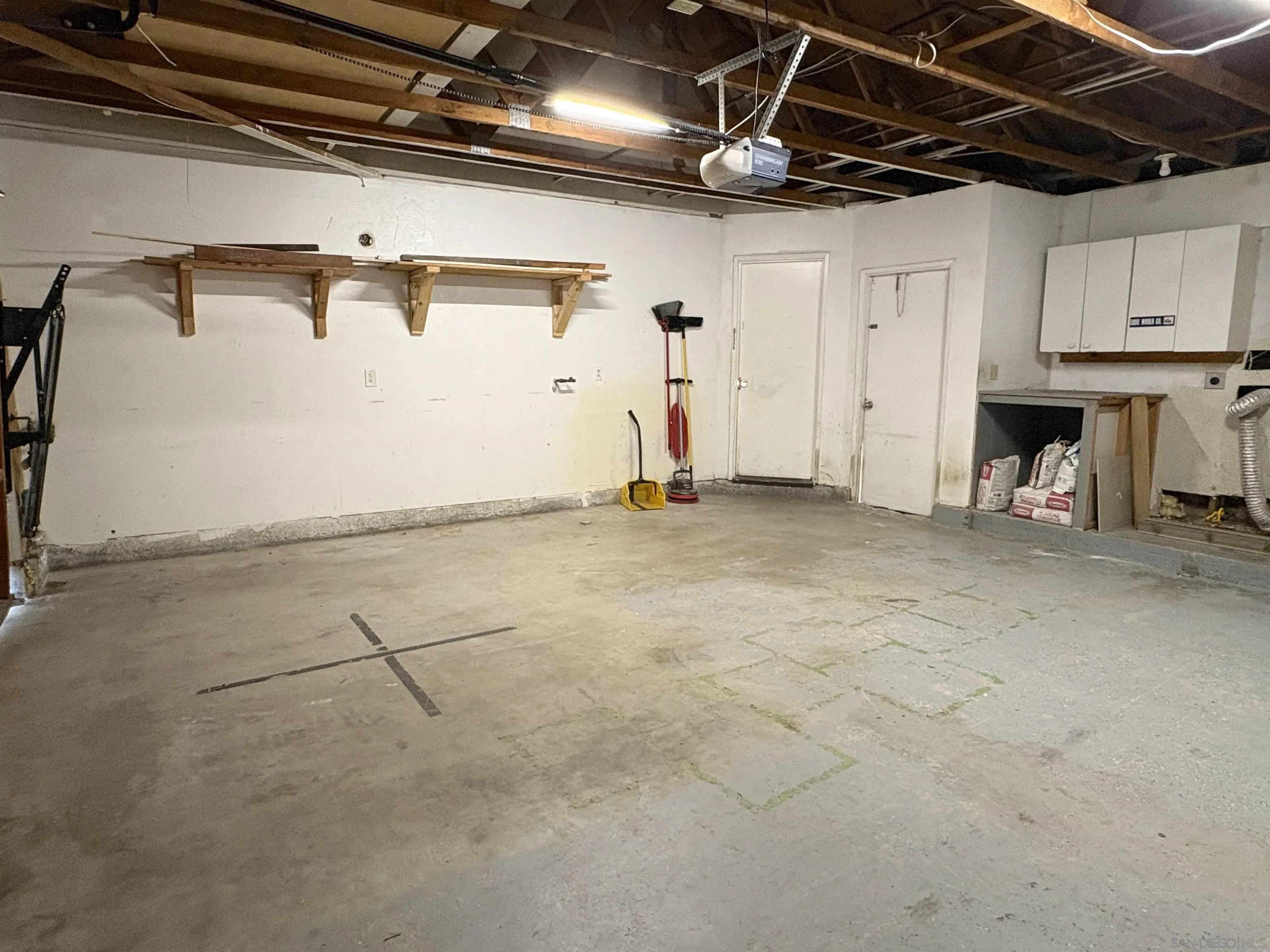 https://cdn.realtyfeed.com/cdn/127/260017377/4e7566c3b4949240b974b3e4619bf9ee.webp