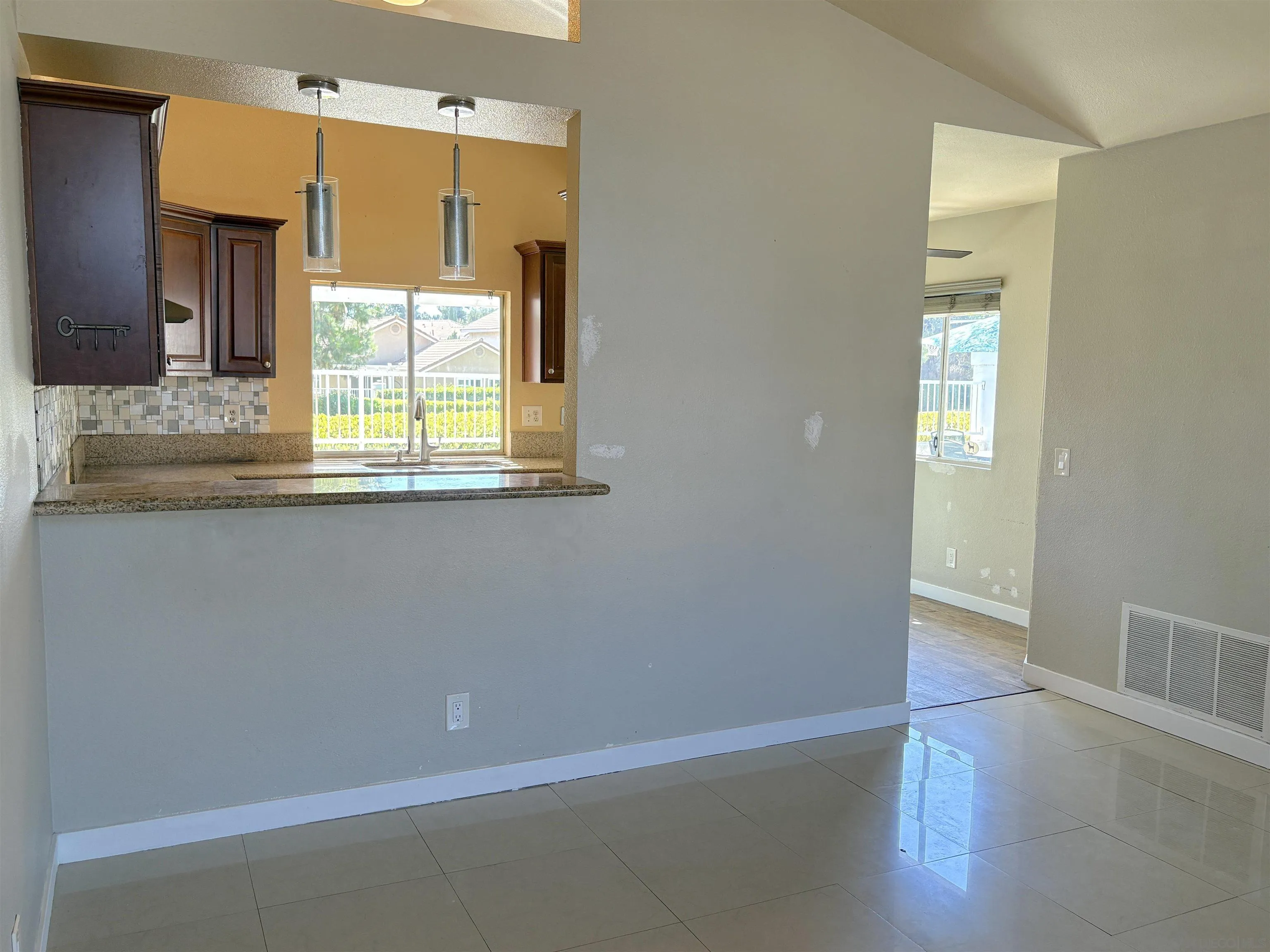 656 Hartford St, Chula Vista, CA 91913 - Photo 5 of 45, Chula Vista, CA