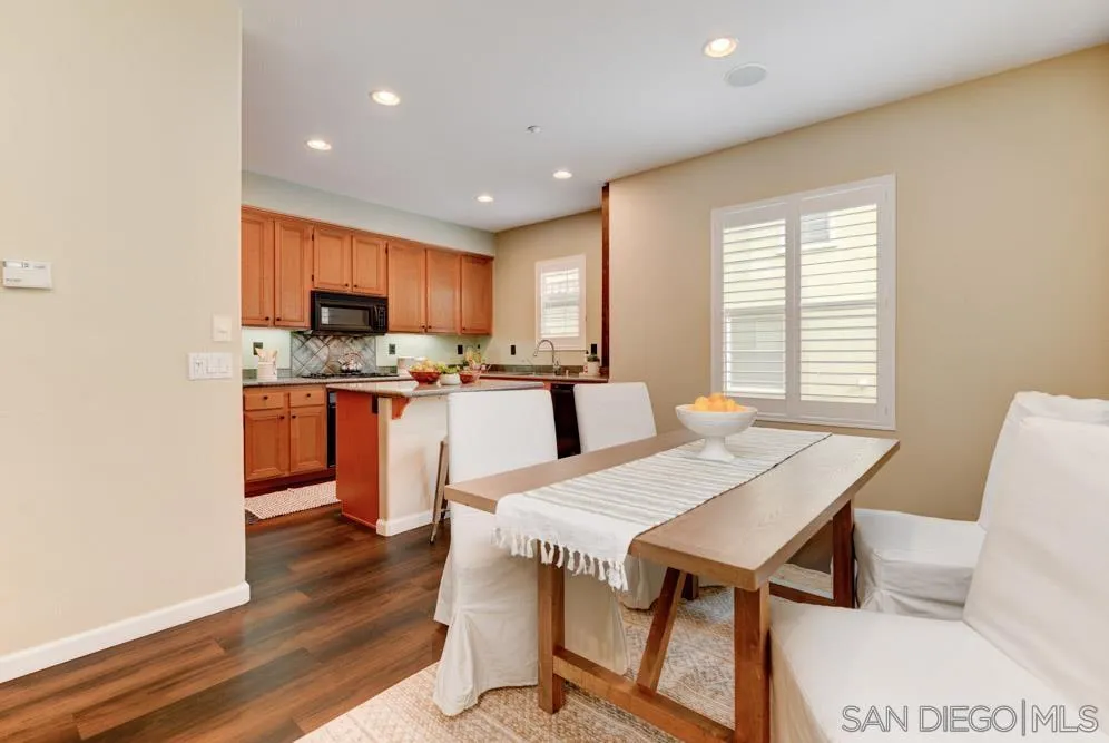 Photo #7: 260017379 Listing: Photo #7